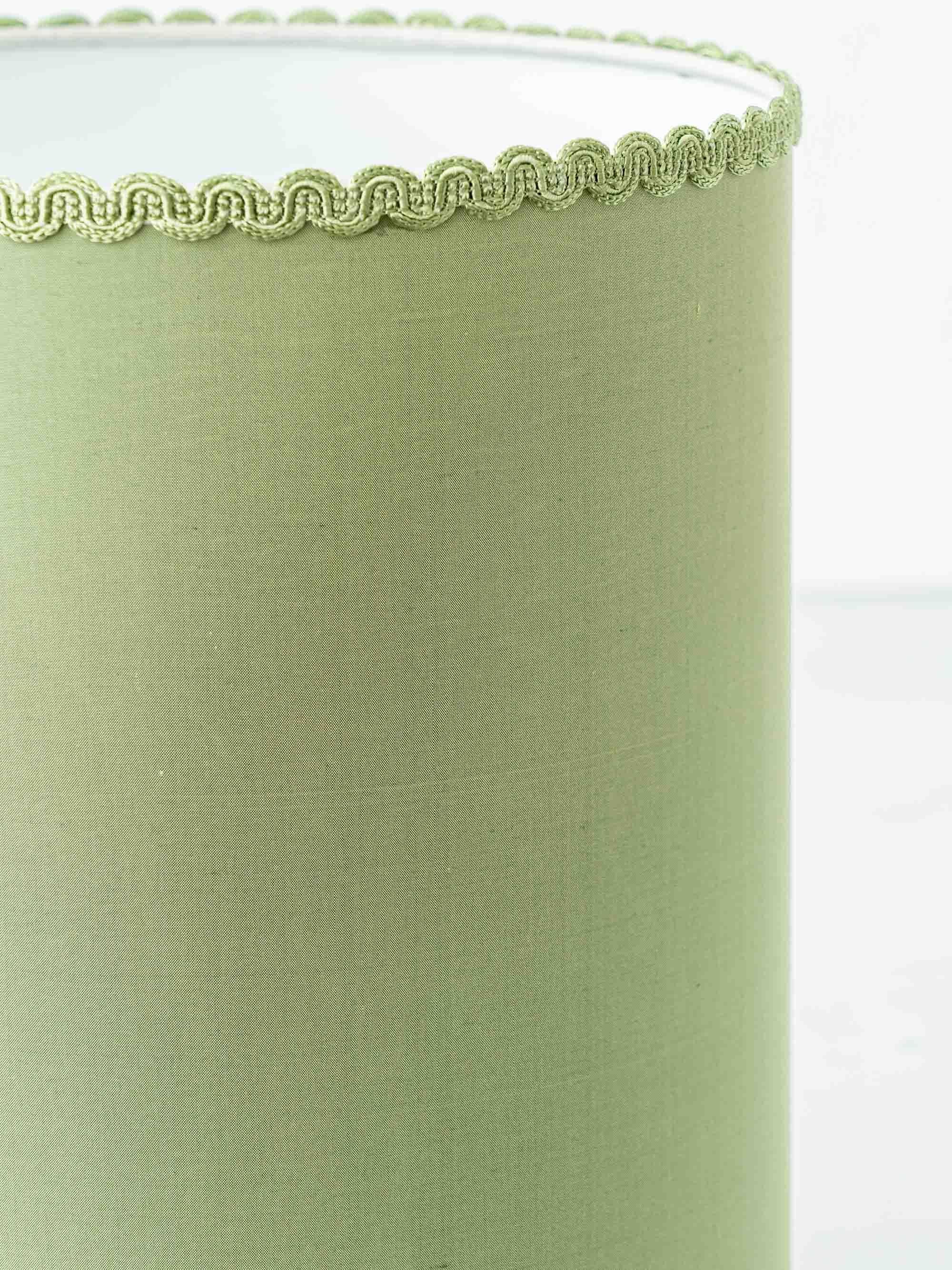 Royal Delft Blue Table Lamps, 1970s, with New Green Silk Lamphades, Pair For Sale 4
