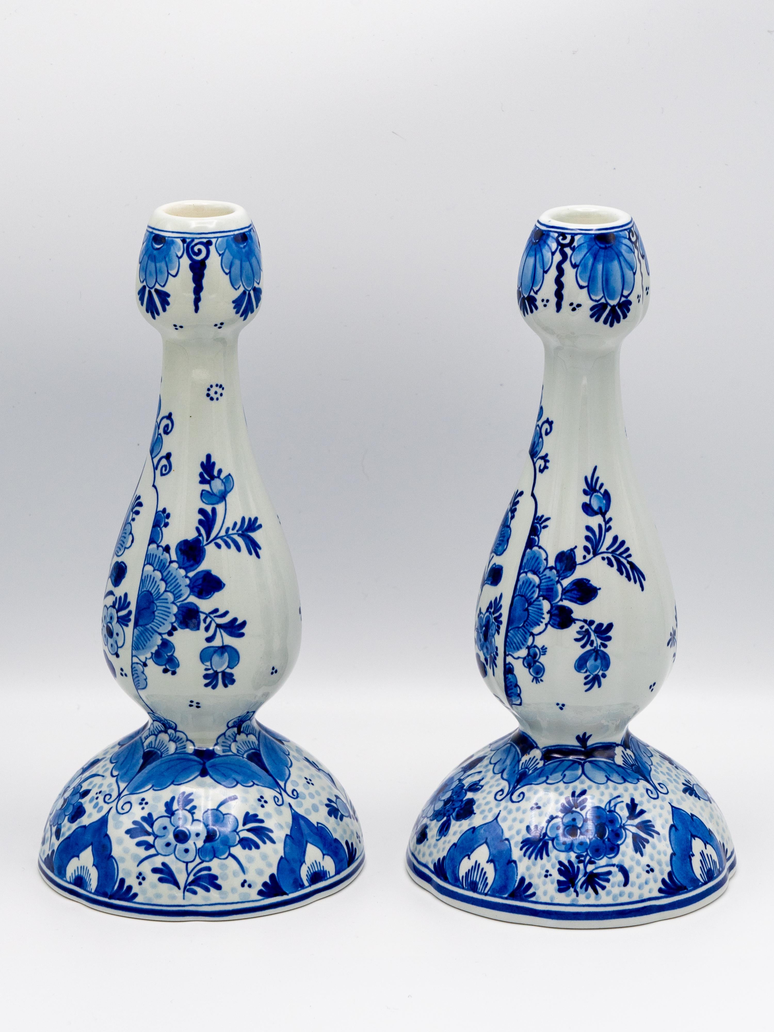 Chinoiserie Royal Delft Blue Tulip-Shaped Candlesticks, Hand-Painted, 1982 & 1992, Pair