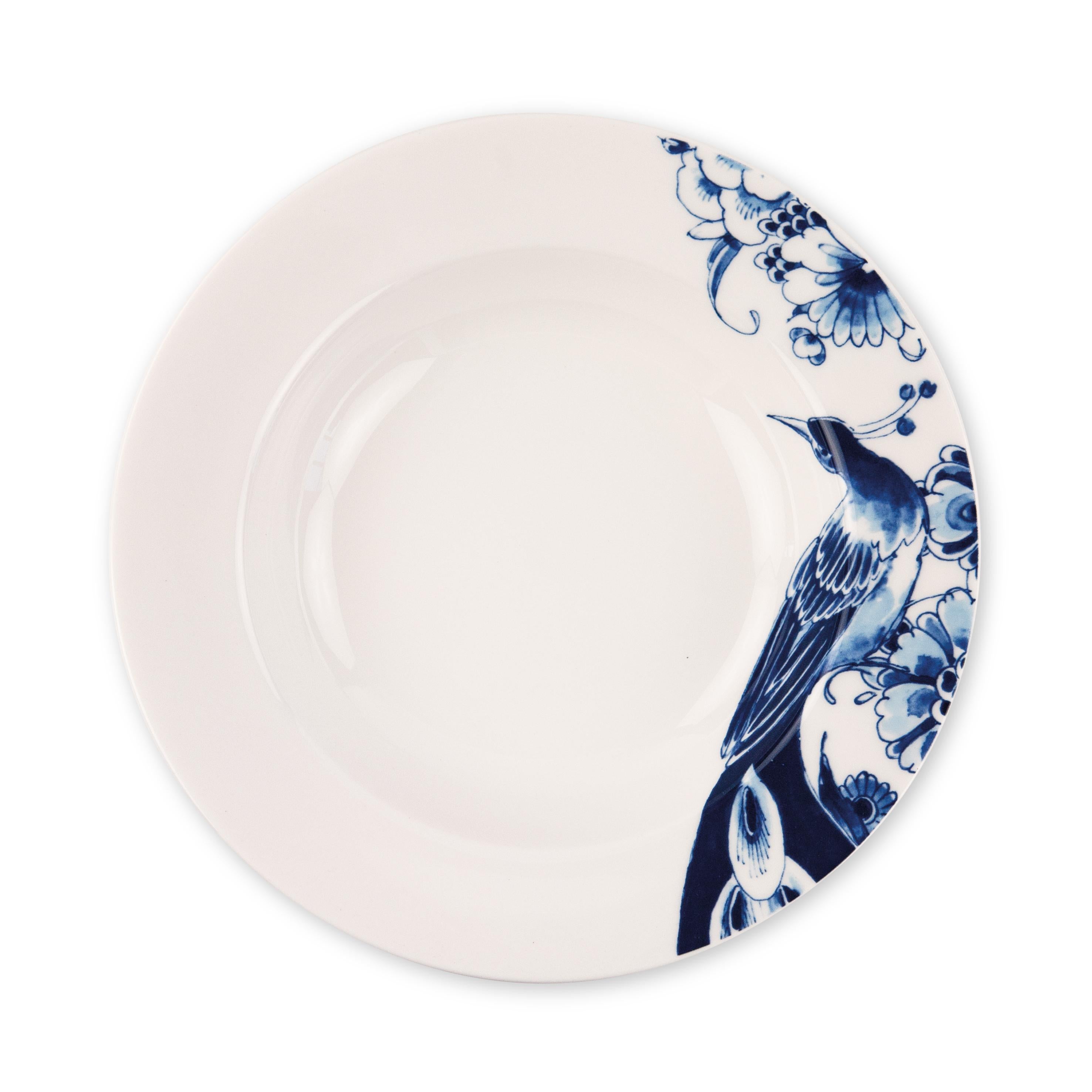 Royal Delft hand made porcelain Dinnerware Set of 24 pieces In New Condition For Sale In DELFT, NL