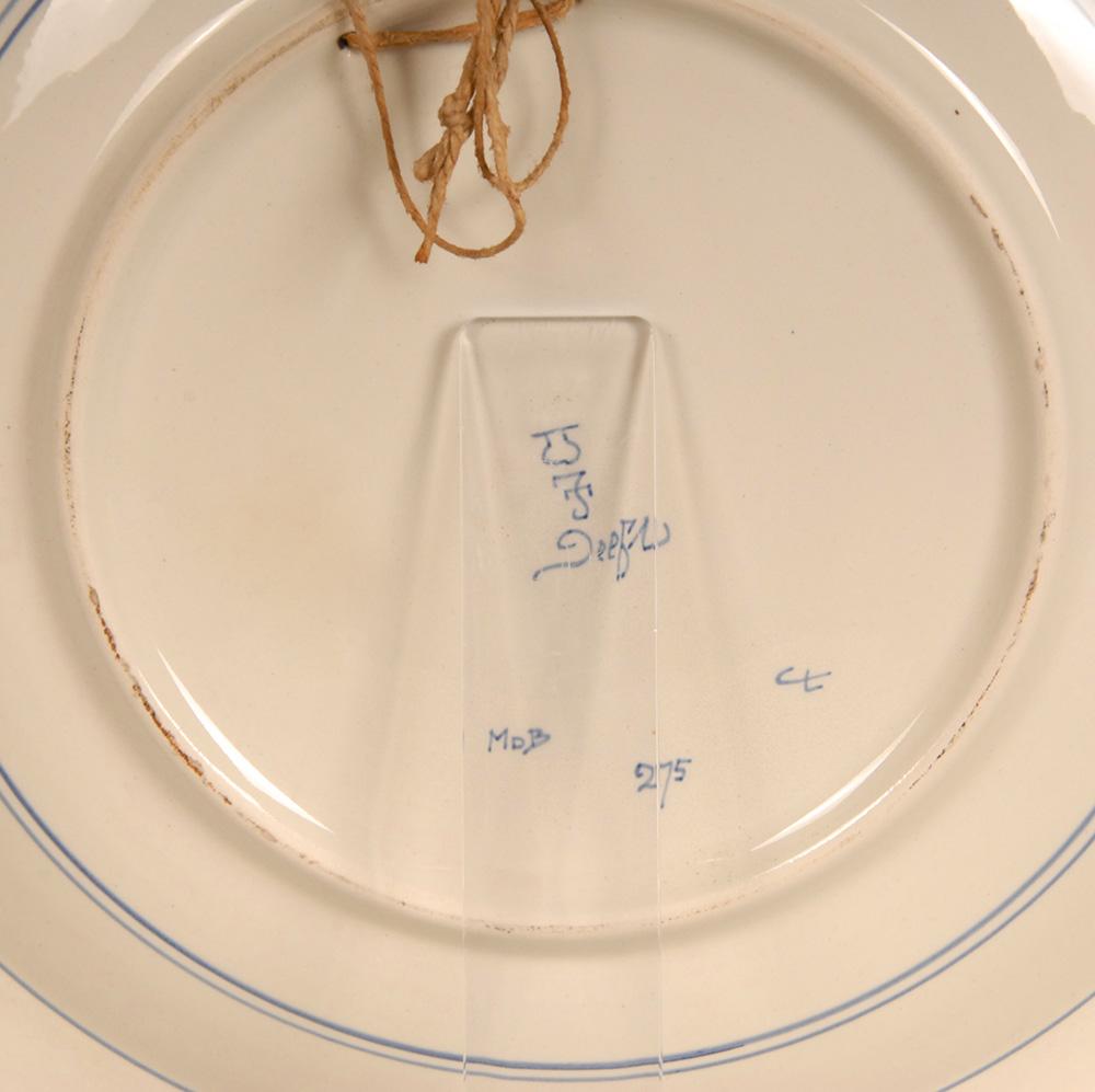 Plato de retrato Royal Delft Plato de gabinete Frans Hals Azul y blanco en venta 2