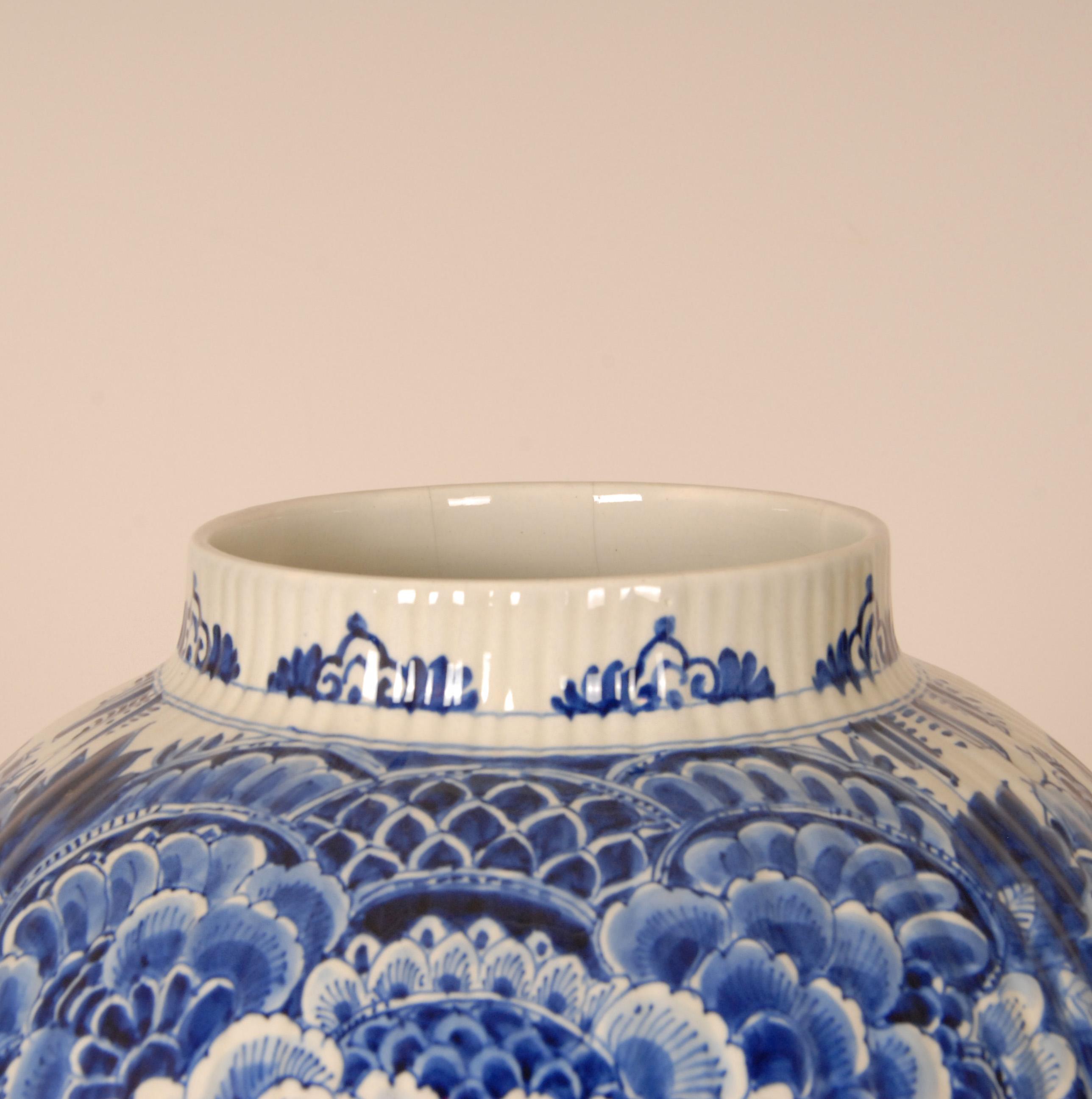 Royal Delft Vases Chinoiserie Blue White Covered Jars Baluster Vases Earthenware For Sale 5