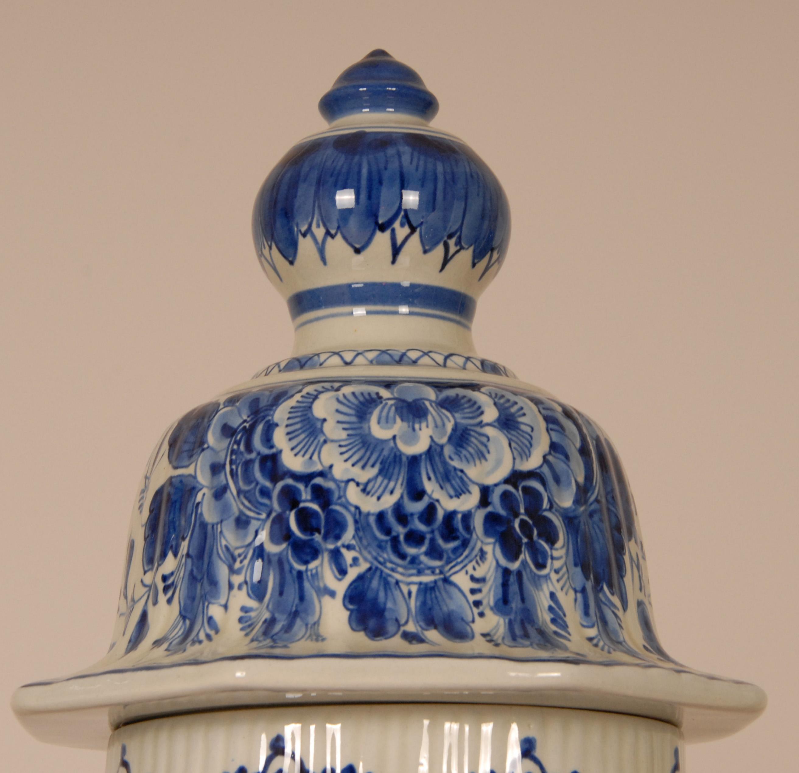 Royal Delft Vases Chinoiserie Blue White Covered Jars Baluster Vases Earthenware For Sale 7