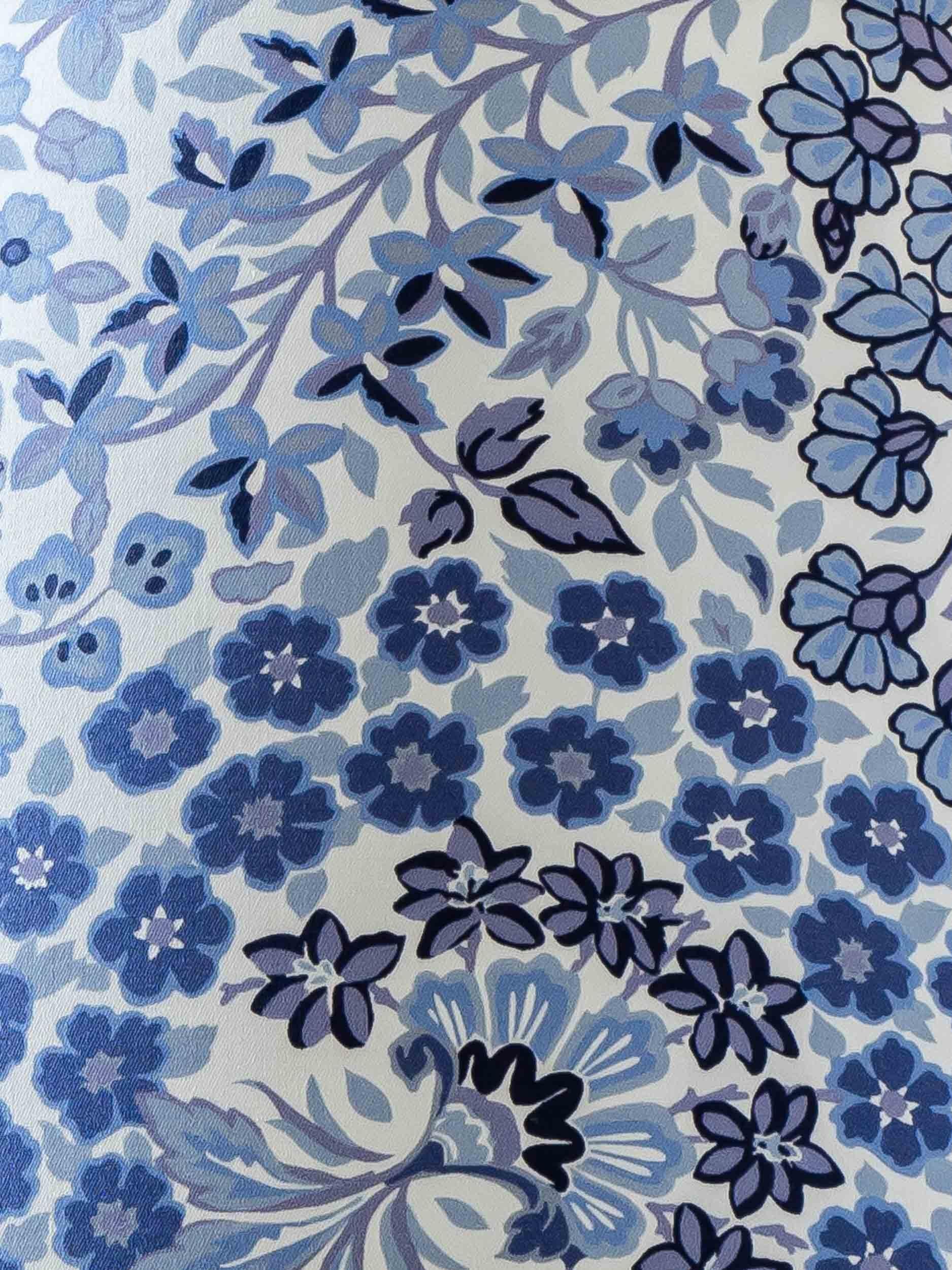 Ottone Lampada da tavolo Royal Delft bianca degli anni '30, nuovo paralume Liberty of London Arts & Crafts in vendita