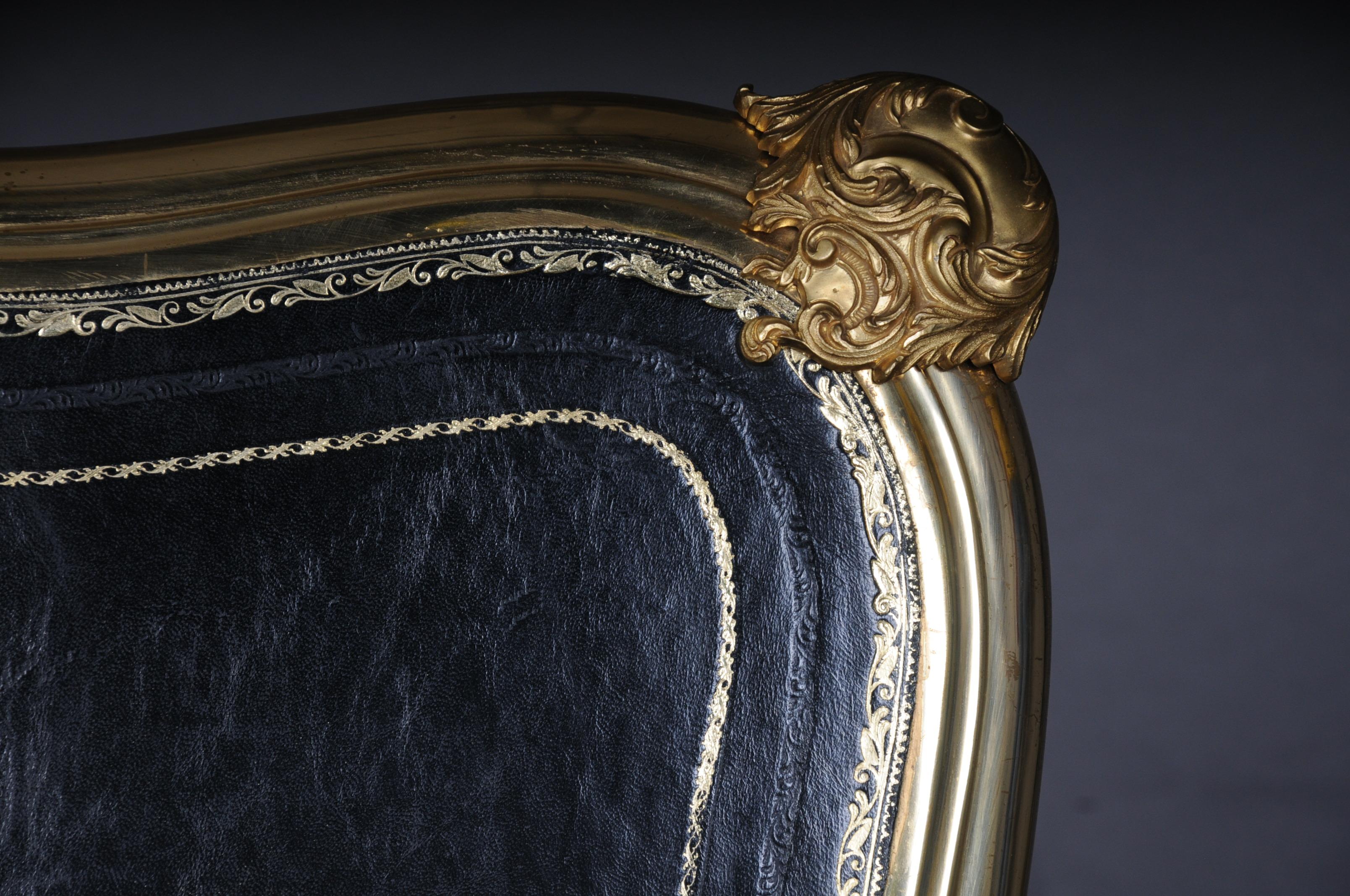 Royal desk / bureau plat in Louis XV style For Sale 7