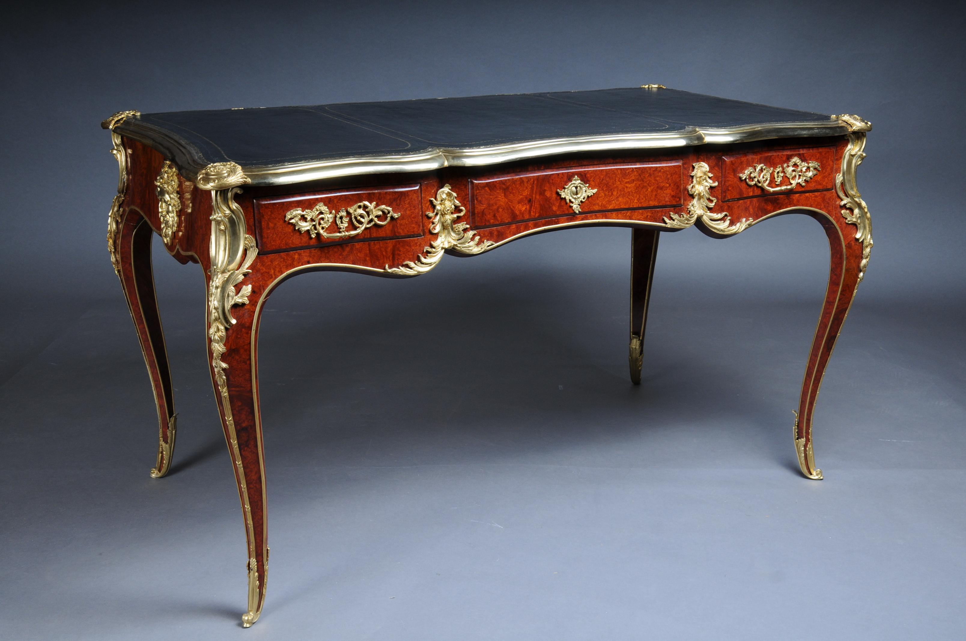 Royal desk / bureau plat in Louis XV style In Good Condition For Sale In Berlin, DE