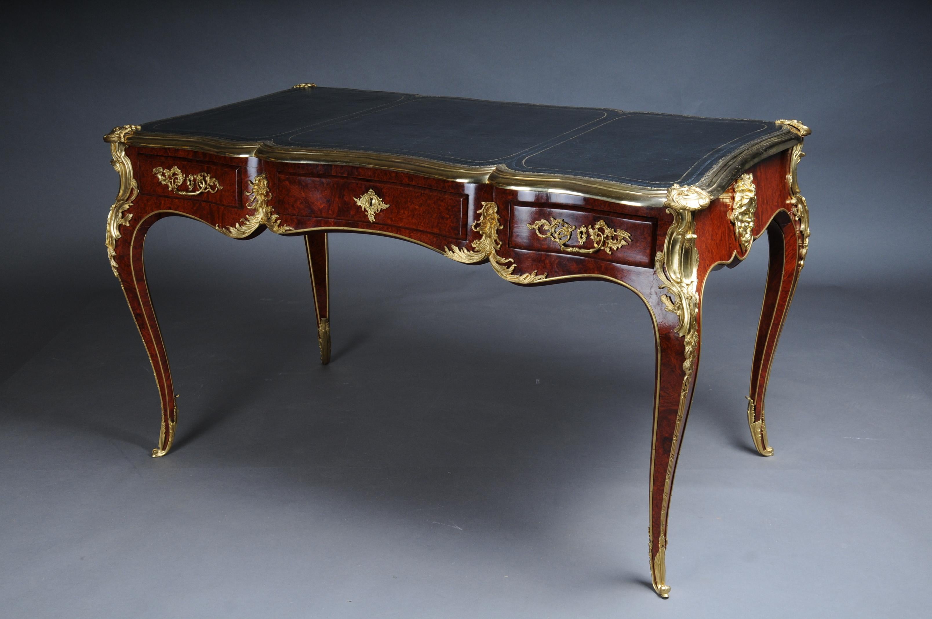 Bronze Bureau / bureau plat royal de style Louis XV en vente