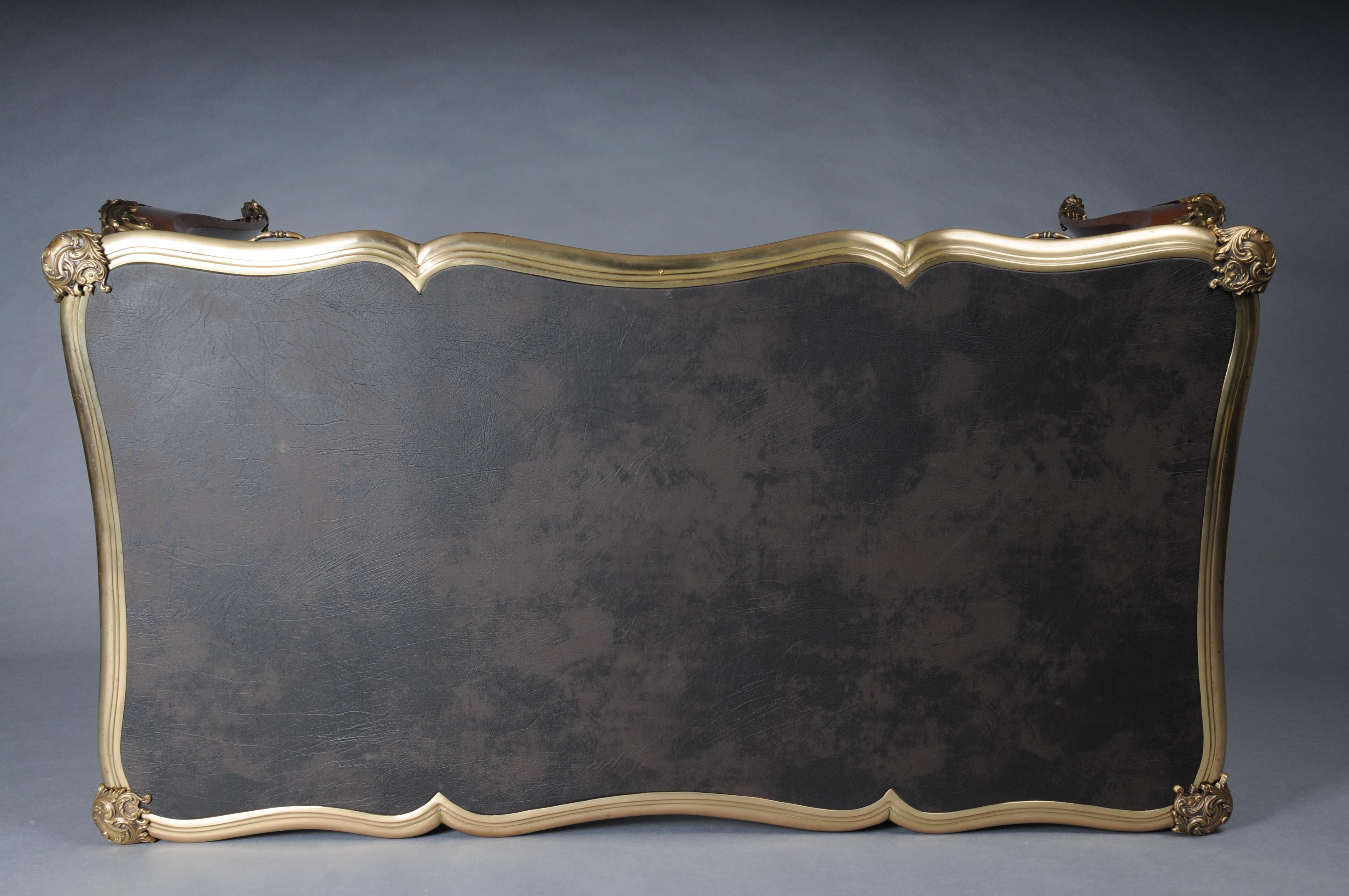 Scrivania reale/bureau plat in stile Luigi XV con impiallacciatura in vendita 13