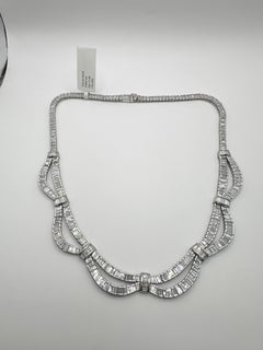 Royal Diamond necklace 12.69ct Platinum Exquisite craftsmanship