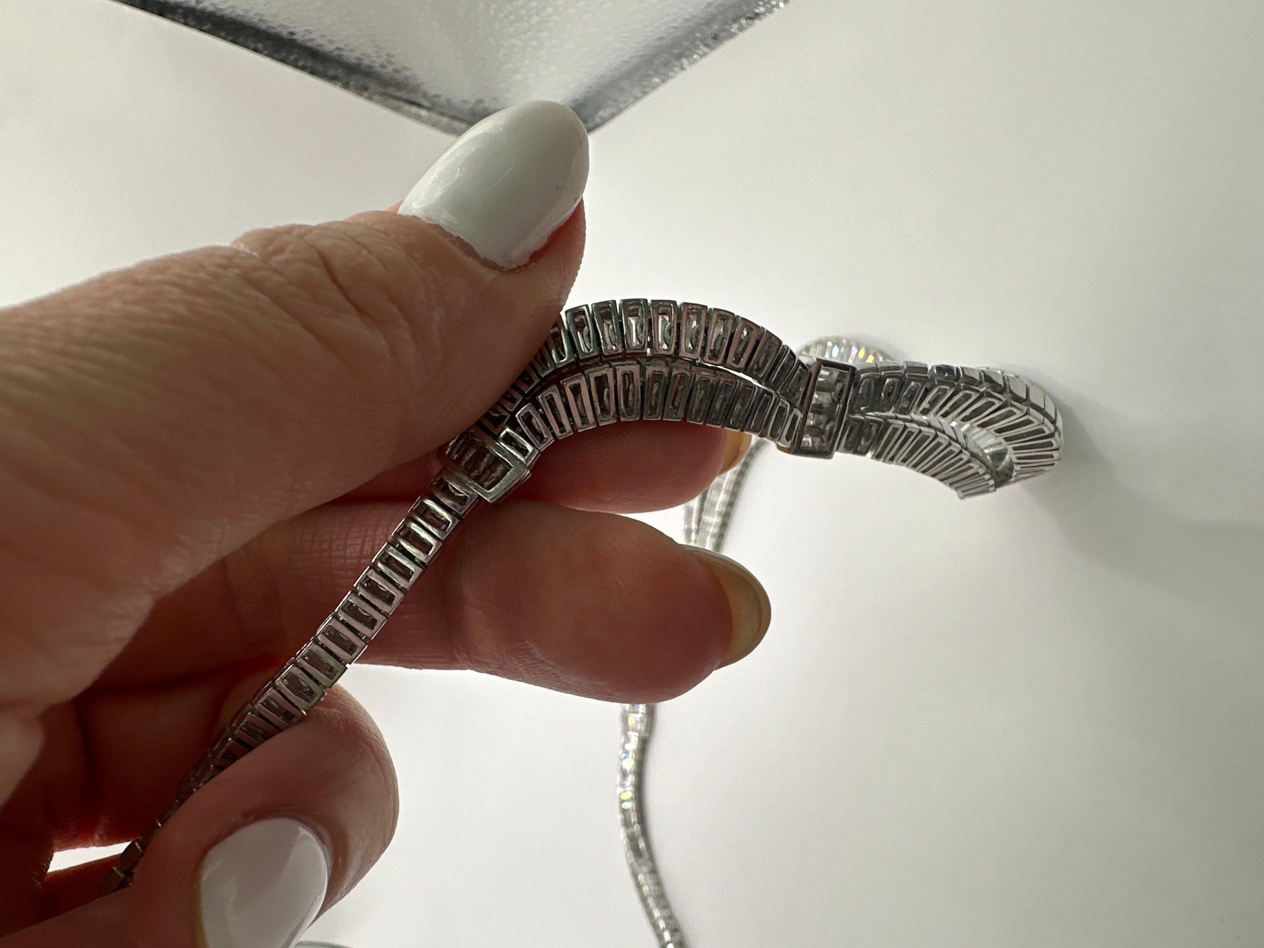 Royal Diamond necklace 12.69ct Platinum Exquisite craftsmanship For Sale 1