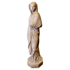 Royal Doulton Estatua de terracota de una mujer firmada C & G