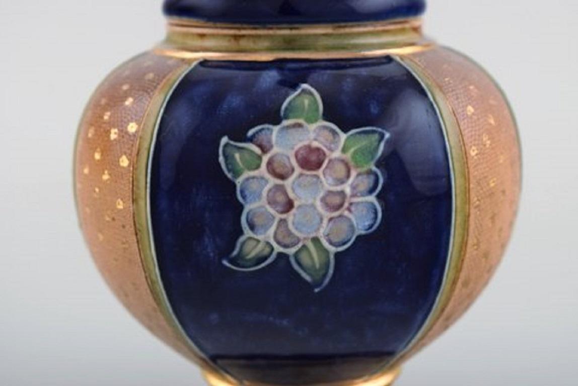 Royal Doulton, England, a Pair of Narrow-Necked Art Nouveau Vases For Sale 1