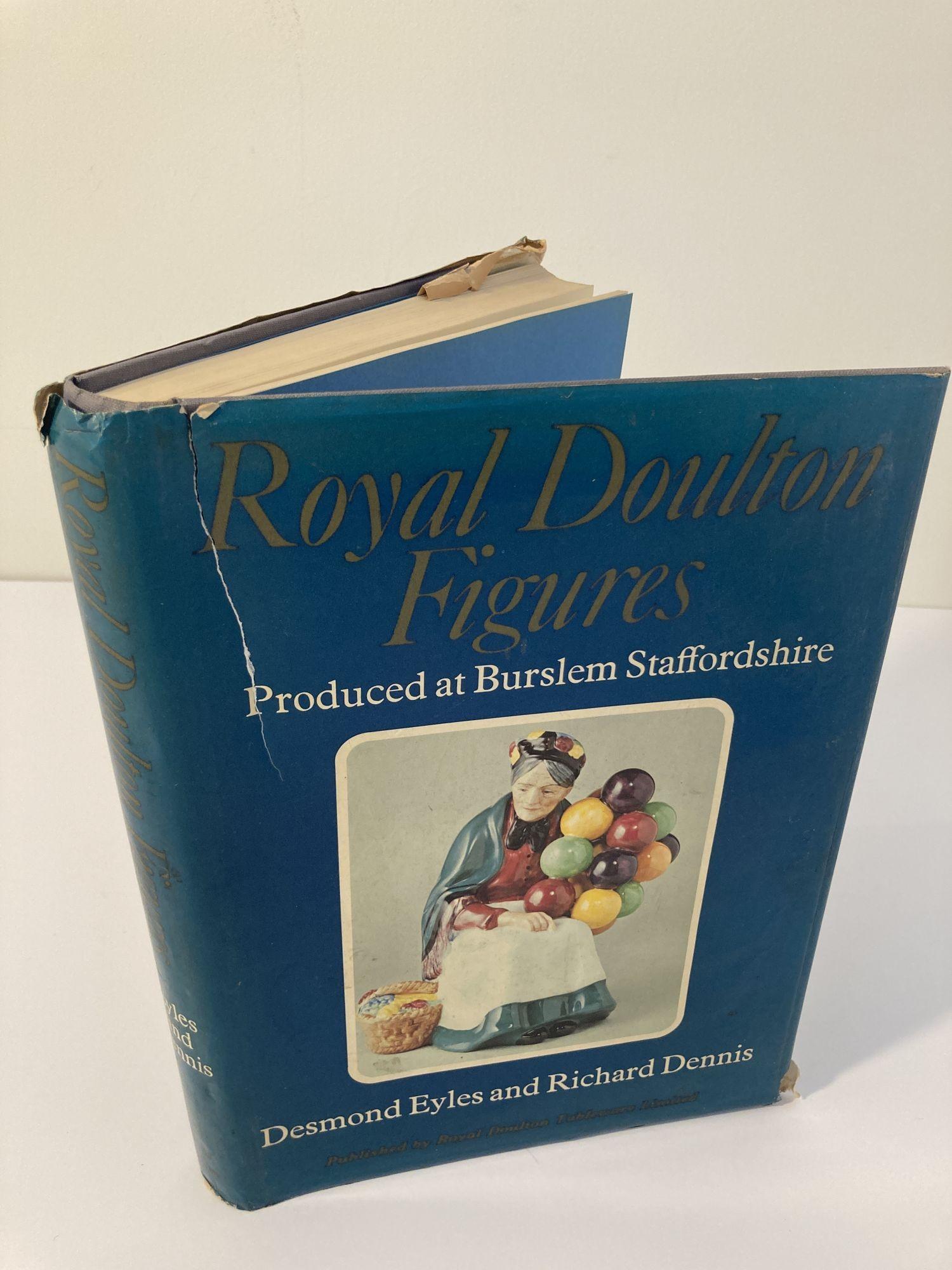 Papier Figures Royal Doulton 1ère édition Livre relié 1979 en vente