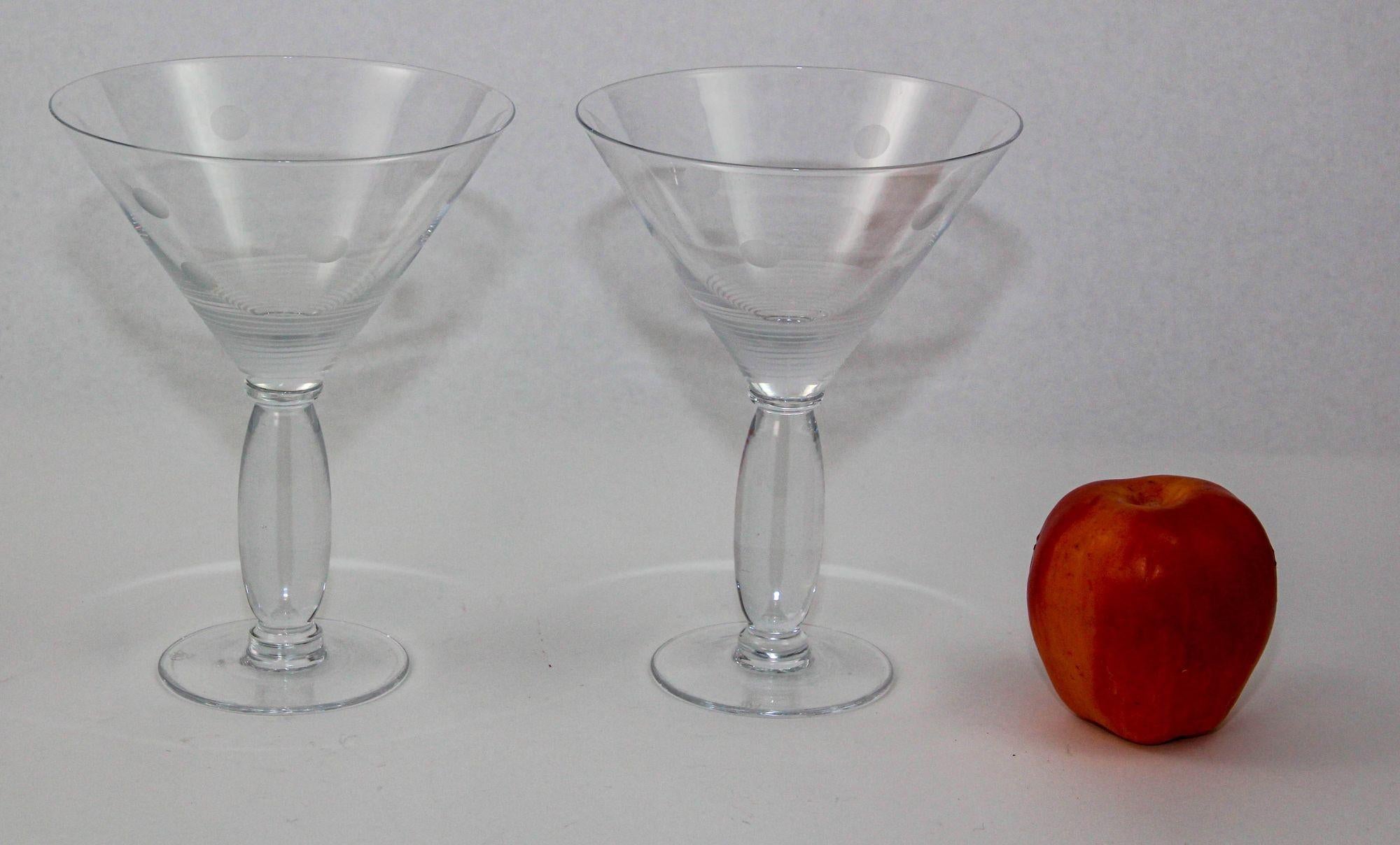 ROYAL DOULTON Martini Crystal Etched Glasses Set of 2 Vintage Cocktail Barware For Sale 2