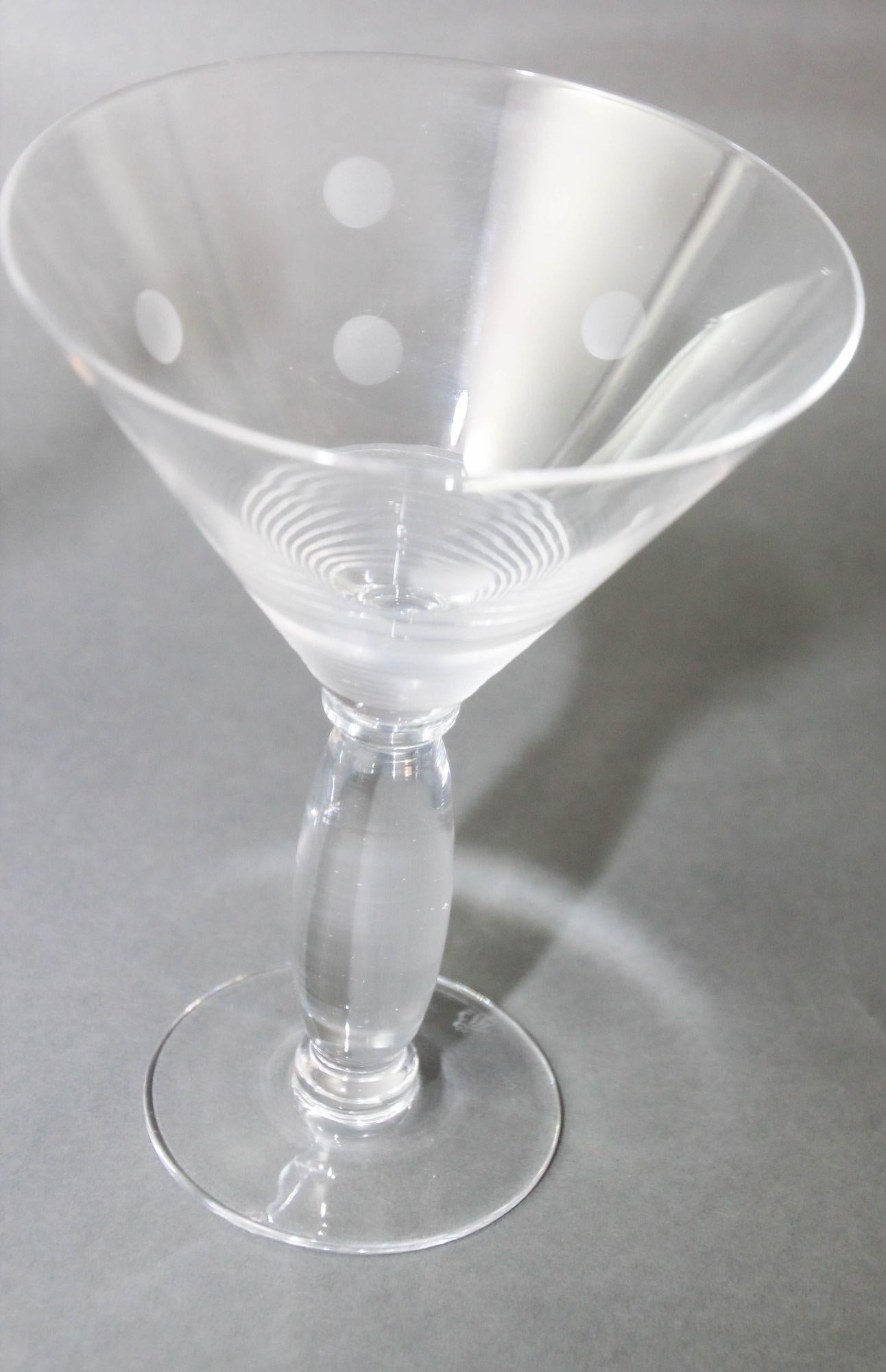 ROYAL DOULTON Martini Crystal Etched Glasses Set of 2 Vintage Cocktail Barware For Sale 5