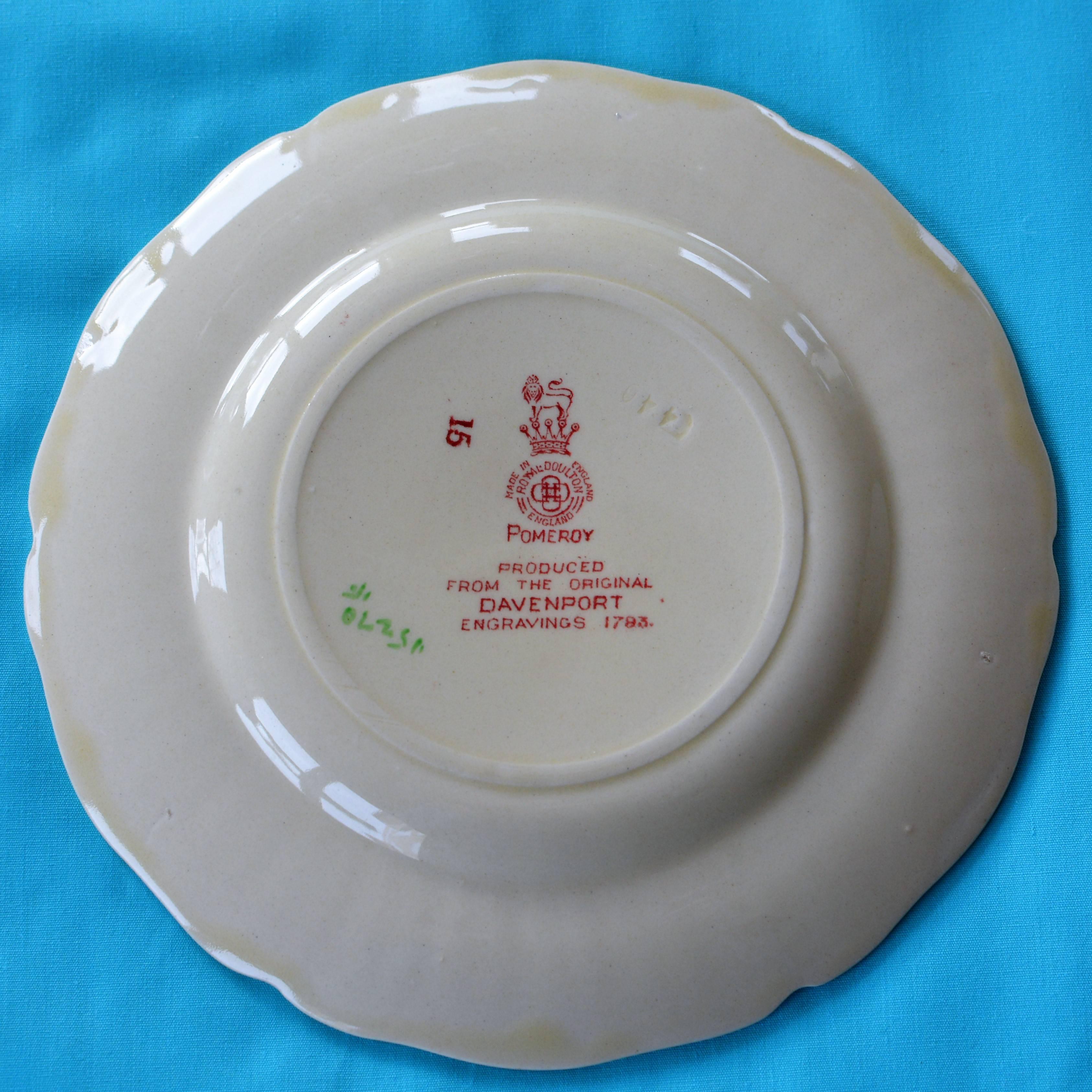 English Royal Doulton Pomeroy Red Multi-Color Center Design China For Sale
