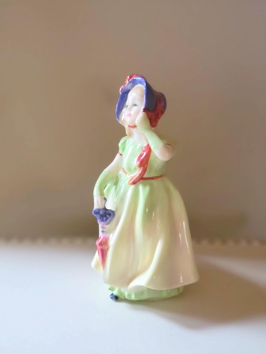 Royal Doulton Porcelain Figurine Babie HN 1679 For Sale 1