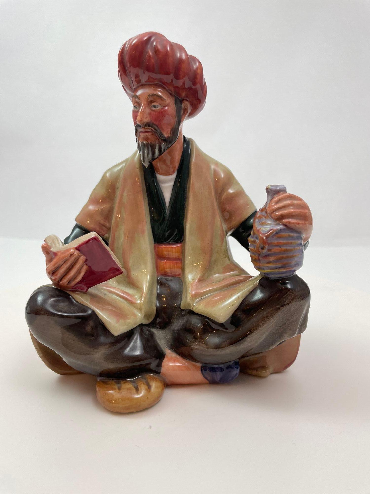 Figurine en porcelaine Royal Doulton Omar Khayyam, érudit persan, 1964 en vente 3