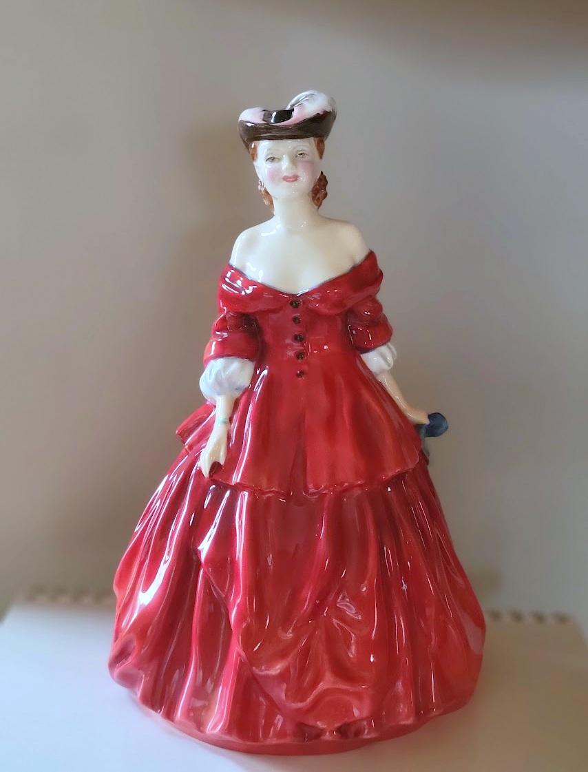 Art Déco Royal Doulton Figurina di porcellana Vivienne in vendita