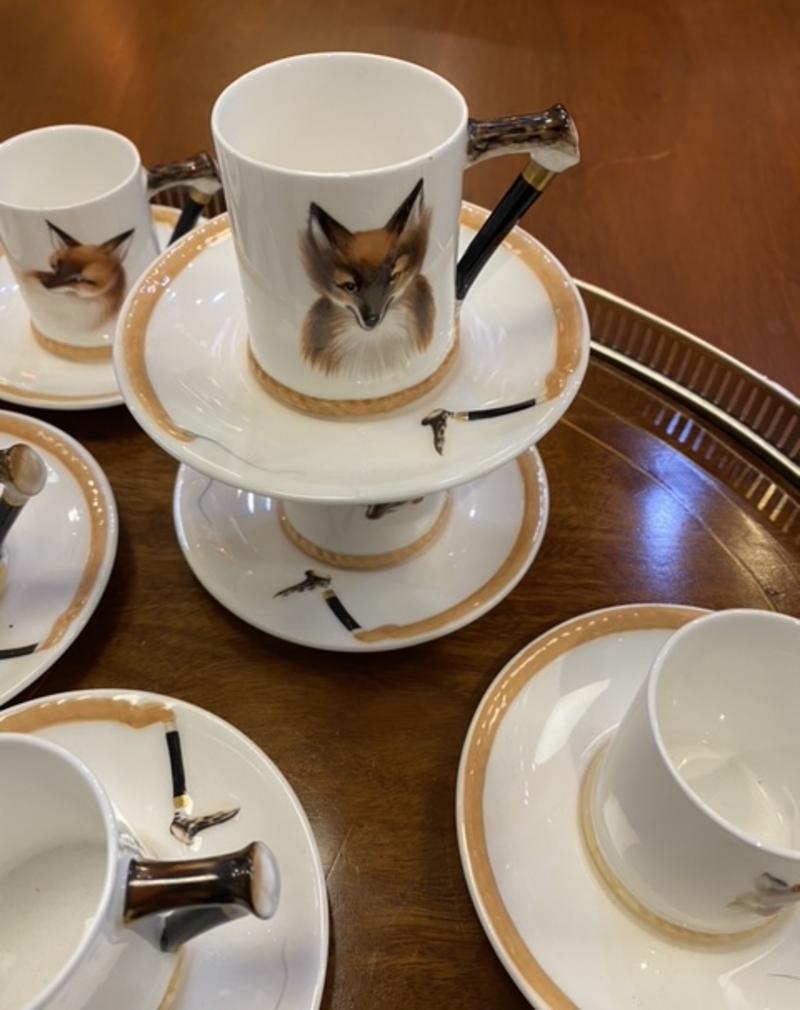 Royal Doulton Reynard Porcelain Coffee Service Set with Hand Painted Fox Motif In Good Condition In Middleburg, VA