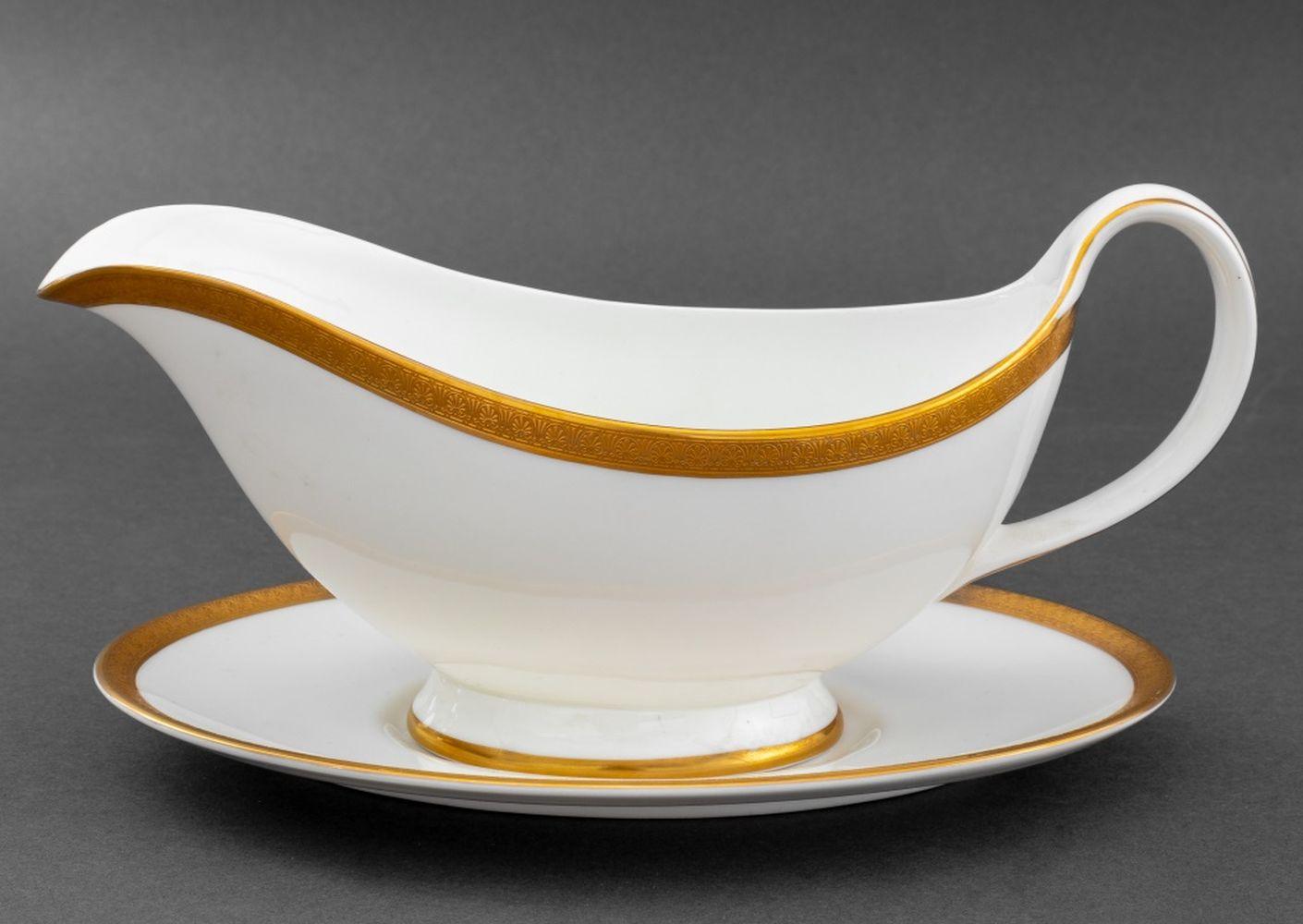 Porcelaine Service de table Royal Doulton « Royal Gold » pour 12 personnes en vente