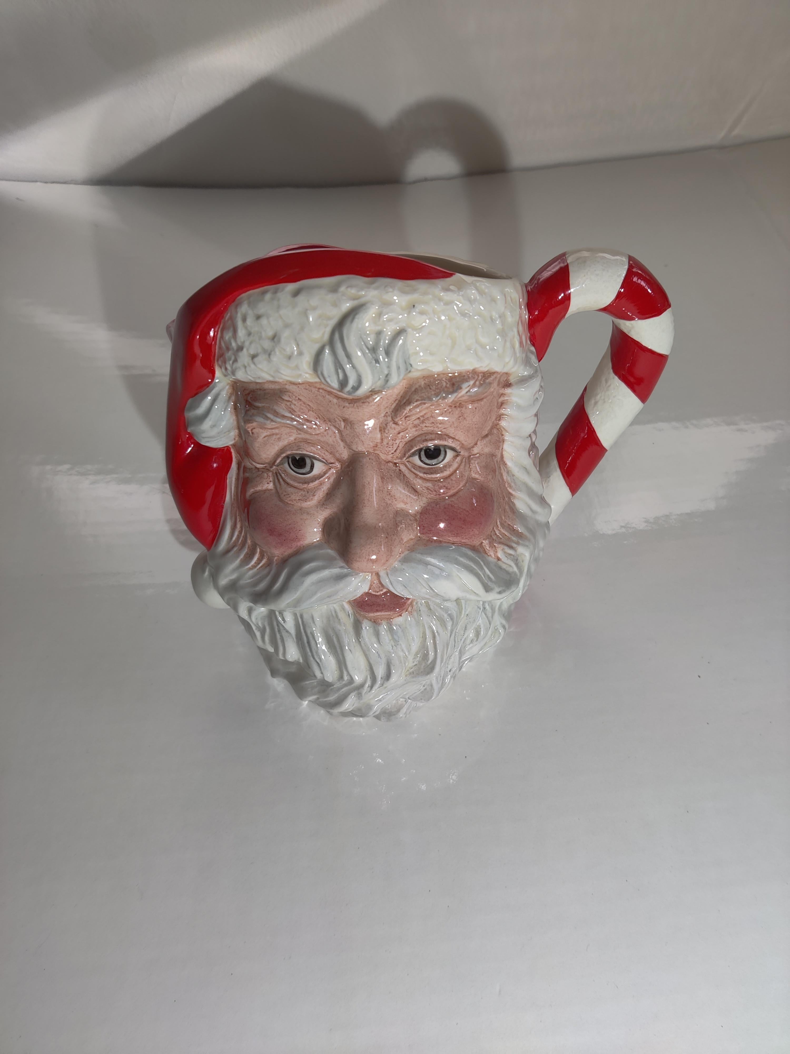 Anglais Pichet caractéristique du Santa Claus Royal Doulton en vente