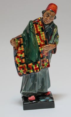 Marokkanische dekorative Porzellanfigur von Royal Doulton, „der Teppichverkäufer“