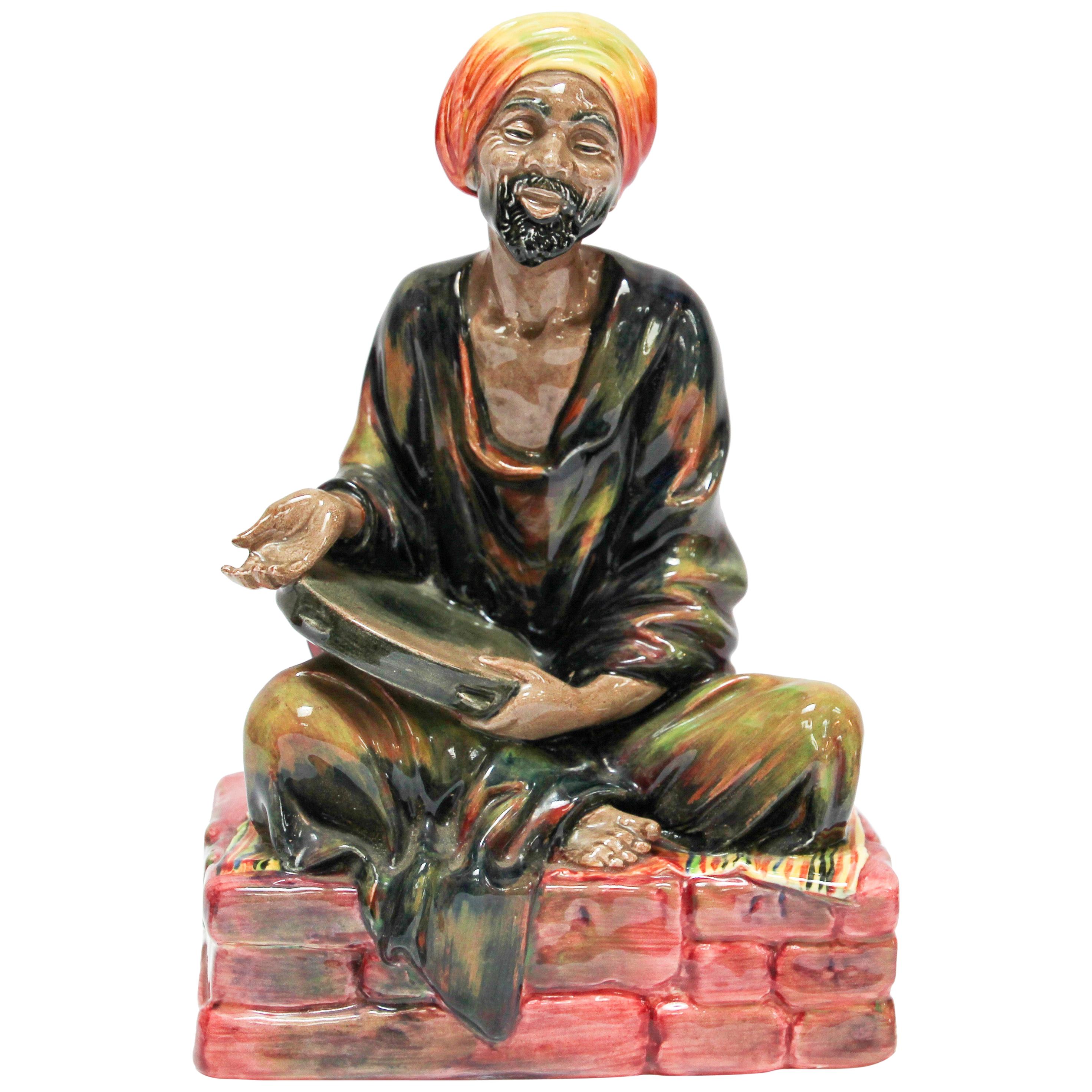 Royal Doulton Porzellanfigur, "The Mendicant" im Angebot