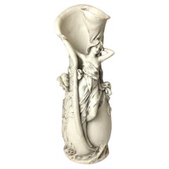 Royal Dux Art nouveau-Vase mit Frau