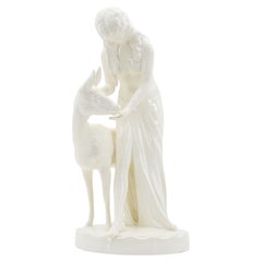 Royal Dux-Keramik-Skulptur mit Craquelé-Glasur, die junge Dame und das Rehkitz, 1918-1920