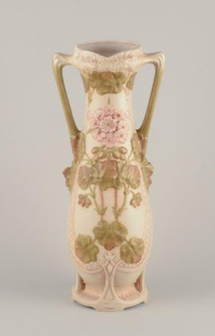 Royal Dux, République tchèque Vase Colossal Art Nouveau en porcelaine