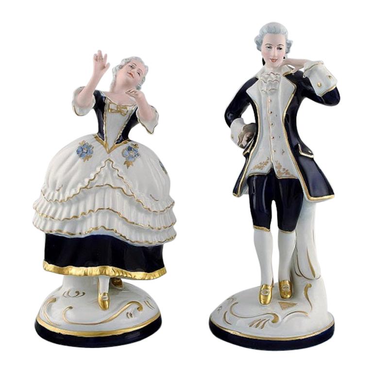 Royal Dux, Dancing Rococo Couple in Porcelain, 1940s