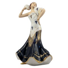 Figura Royal Dux de una Bailarina Española de Flamencos