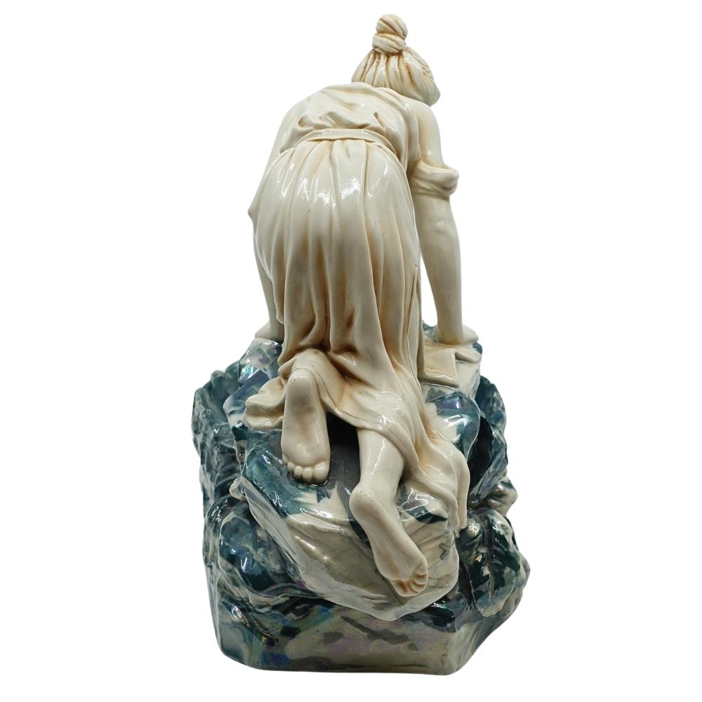 Royal Dux Marbleized Jasperware Art Nouveau Amphora Figural Pottery Tray 1910 In Good Condition In Cathedral City, CA