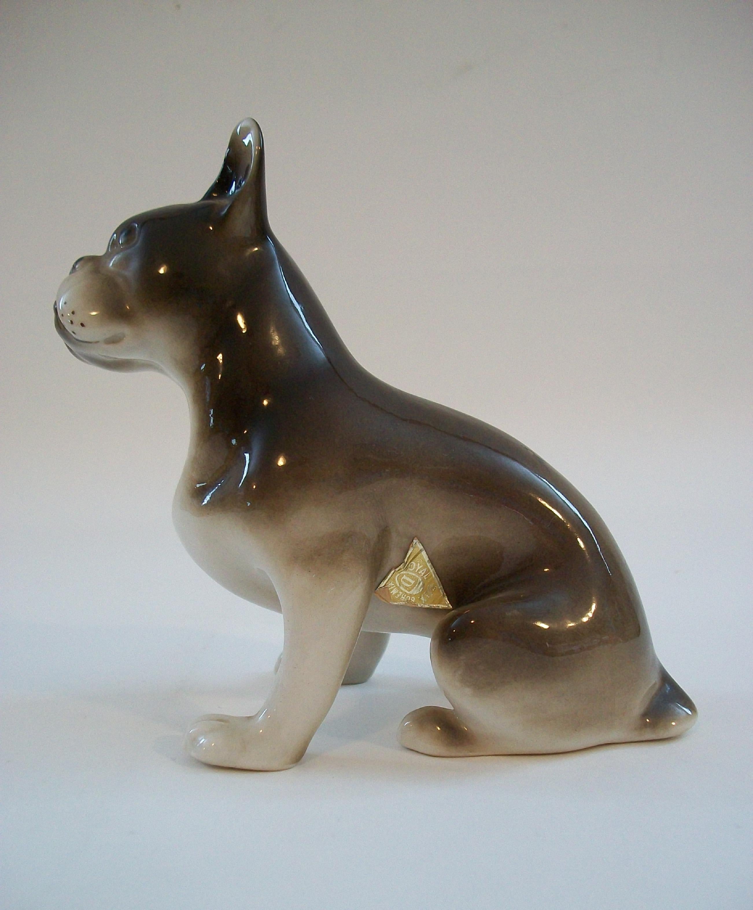 ROYAL DUX - Figurina di cane toro francese in porcellana d'epoca - C.R. - Inizio anni '90 in vendita 2