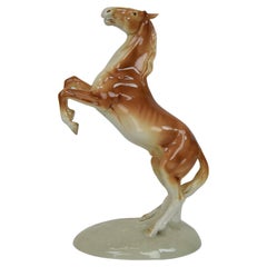 Royal Dux, cheval cabré/porcelaine, années 1940