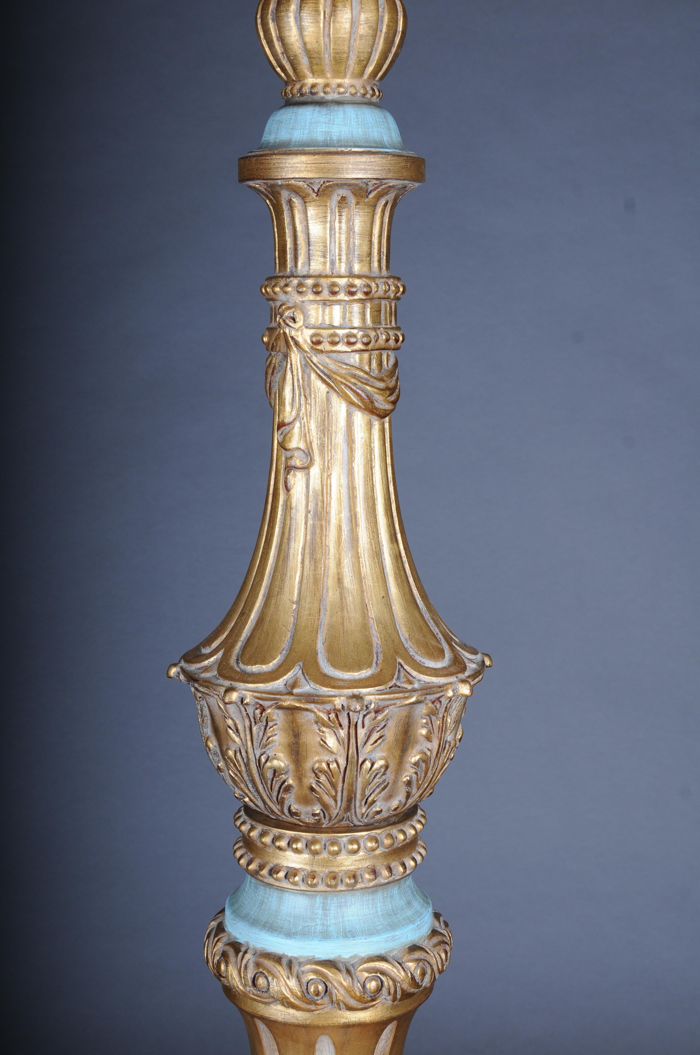 Piédestal colonne Royal Empire en bois massif et or en vente 8