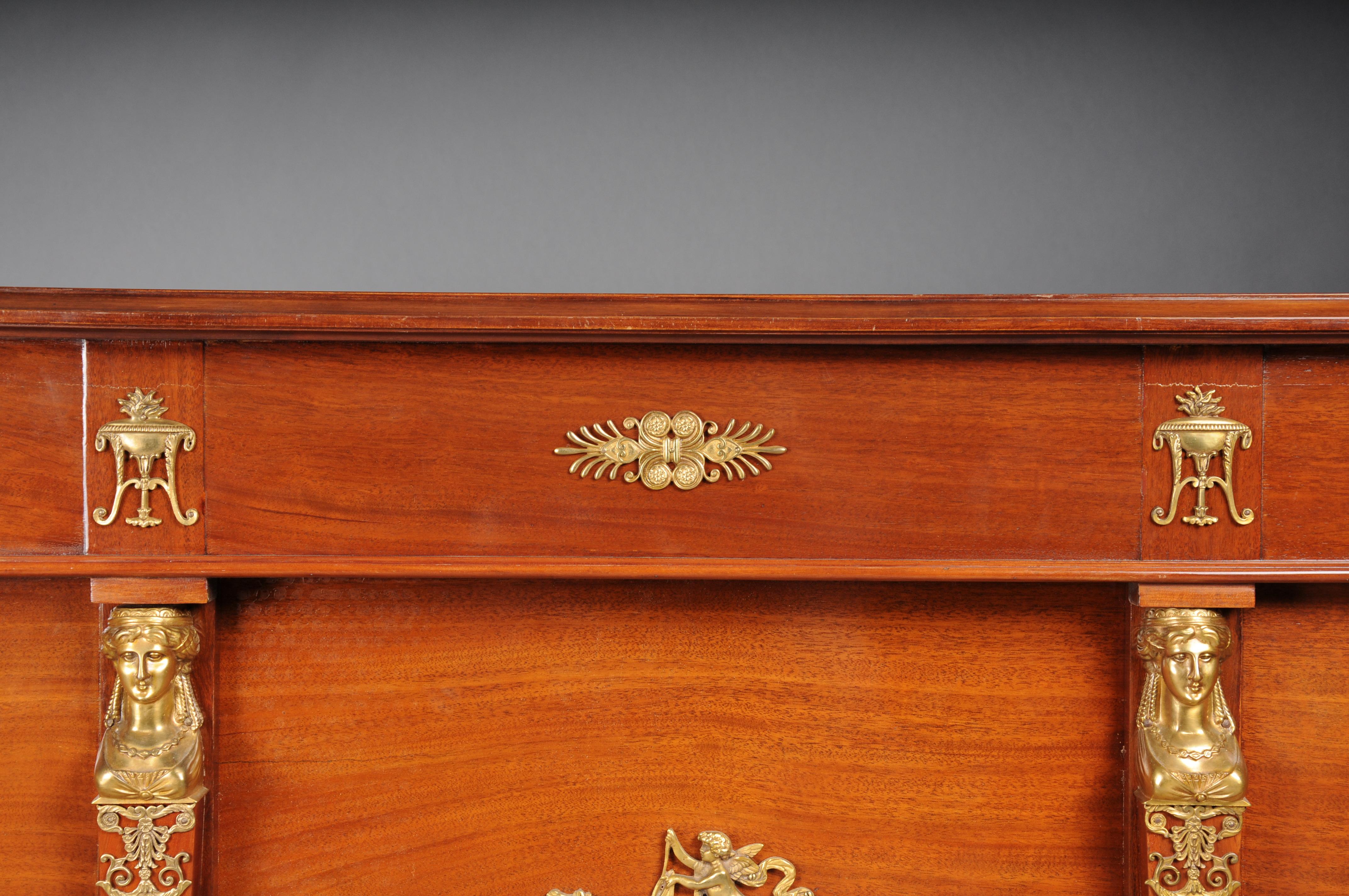 Bureau/plaque de château royale, bronze doré, 19ème siècle en vente 9