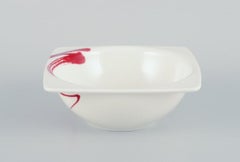 Royal Fine China, juego de seis cuencos de porcelana "Paint It Red".