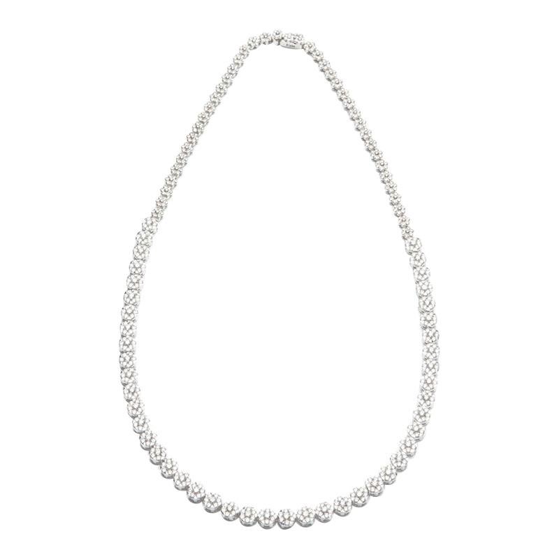 Royal Fine Jewelry White Diamond White Gold Drop Link Necklace For Sale