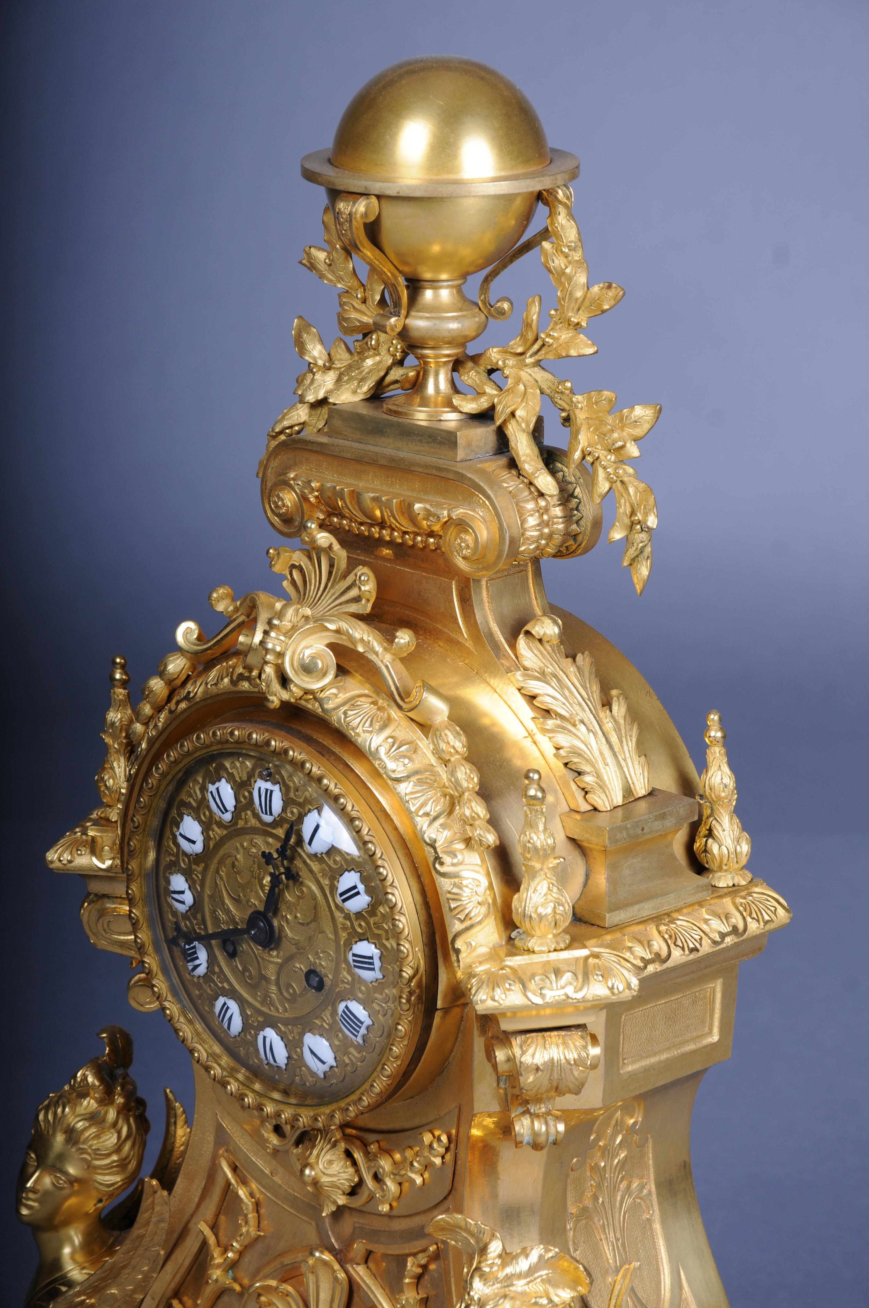Royal fire-gilded mantel clock/Pendule Napoleon III, 1870, Paris, signed Lantier For Sale 6