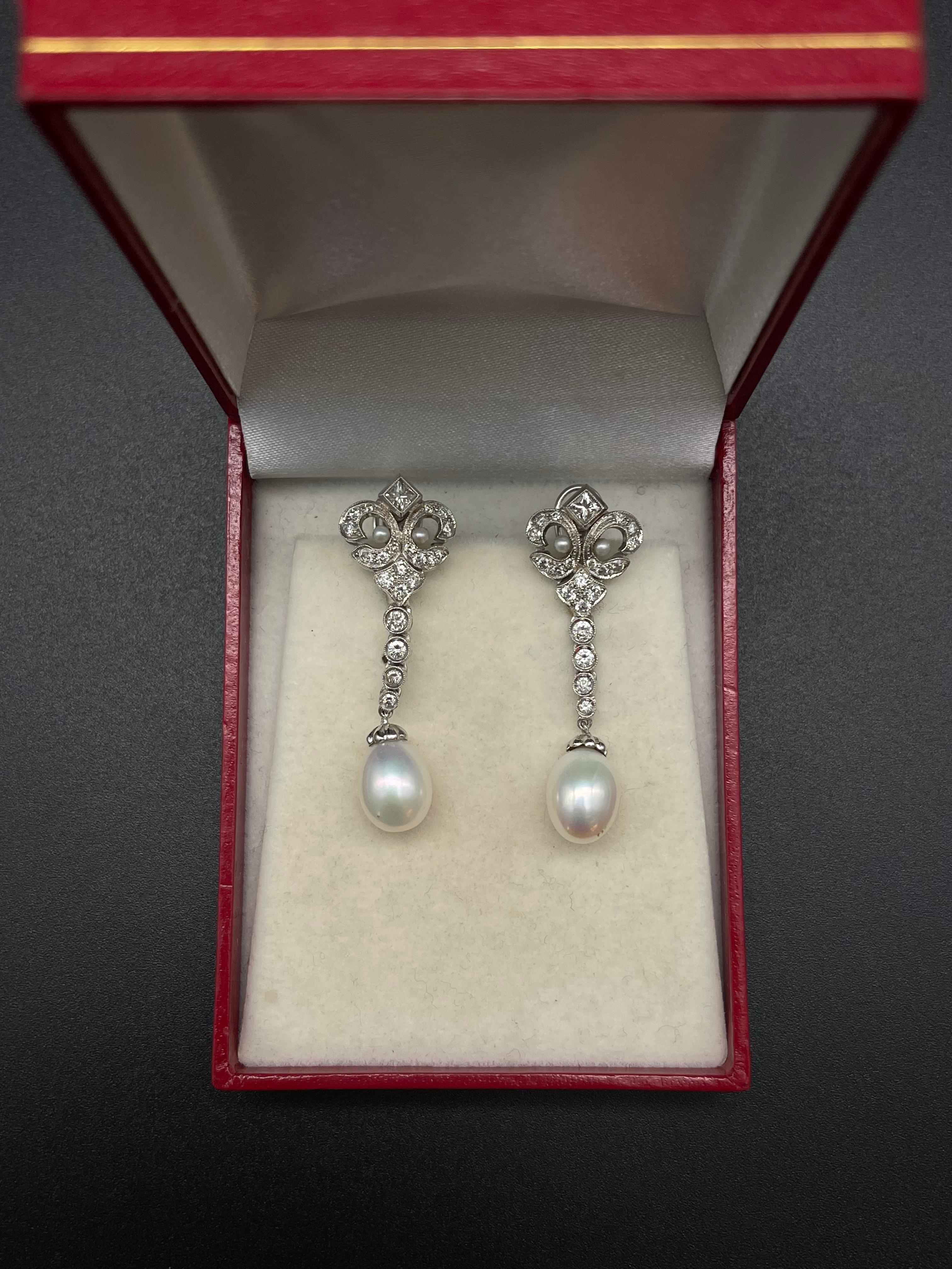 Women's Fleur de Lys White Gold Diamonds Pearls Portuguese Gold Earrings For Sale