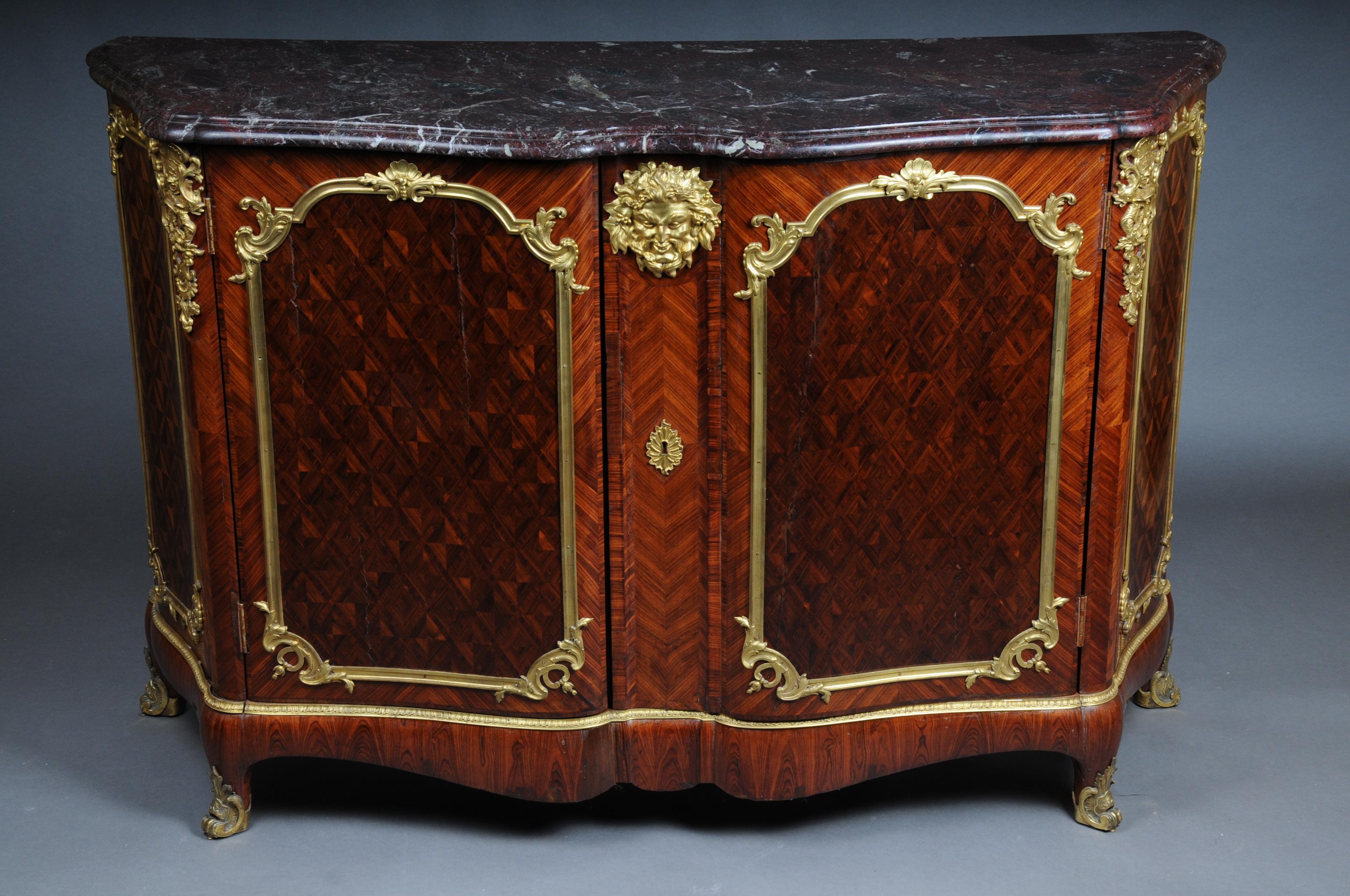 Marquetry Royal French Chest of Drawers, Napoleon III, circa 1870, Paris For Sale