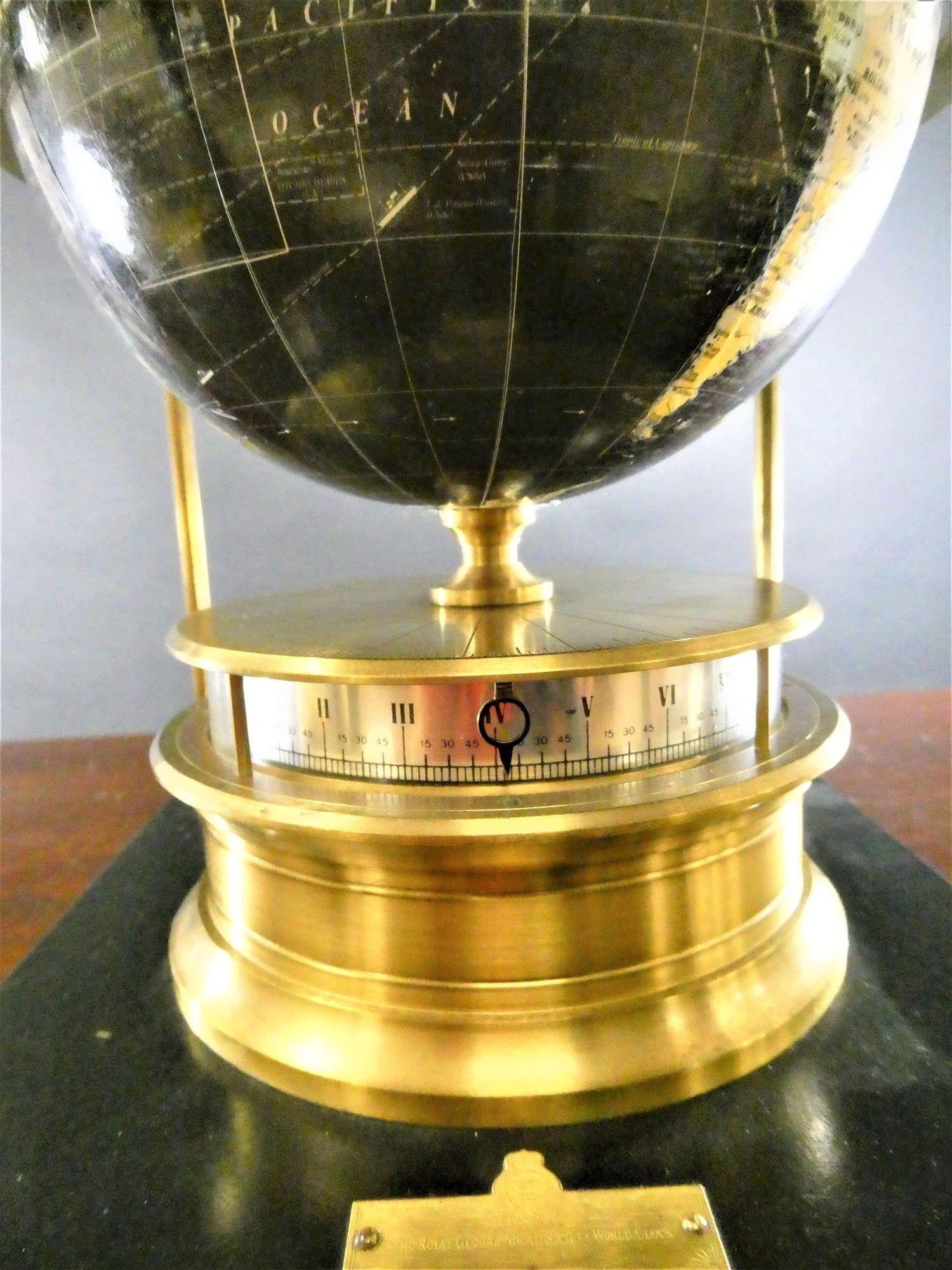 Fin du 20e siècle Horloge du monde de la Royal Geographical Society en vente