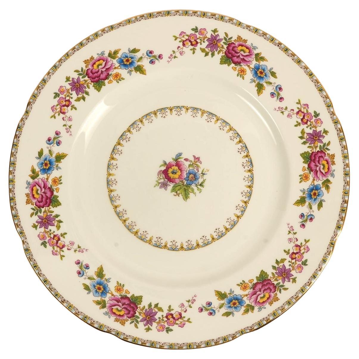 Royal Grafton Plato llano de porcelana de hueso "Malvern" con adornos dorados  Juego de 8