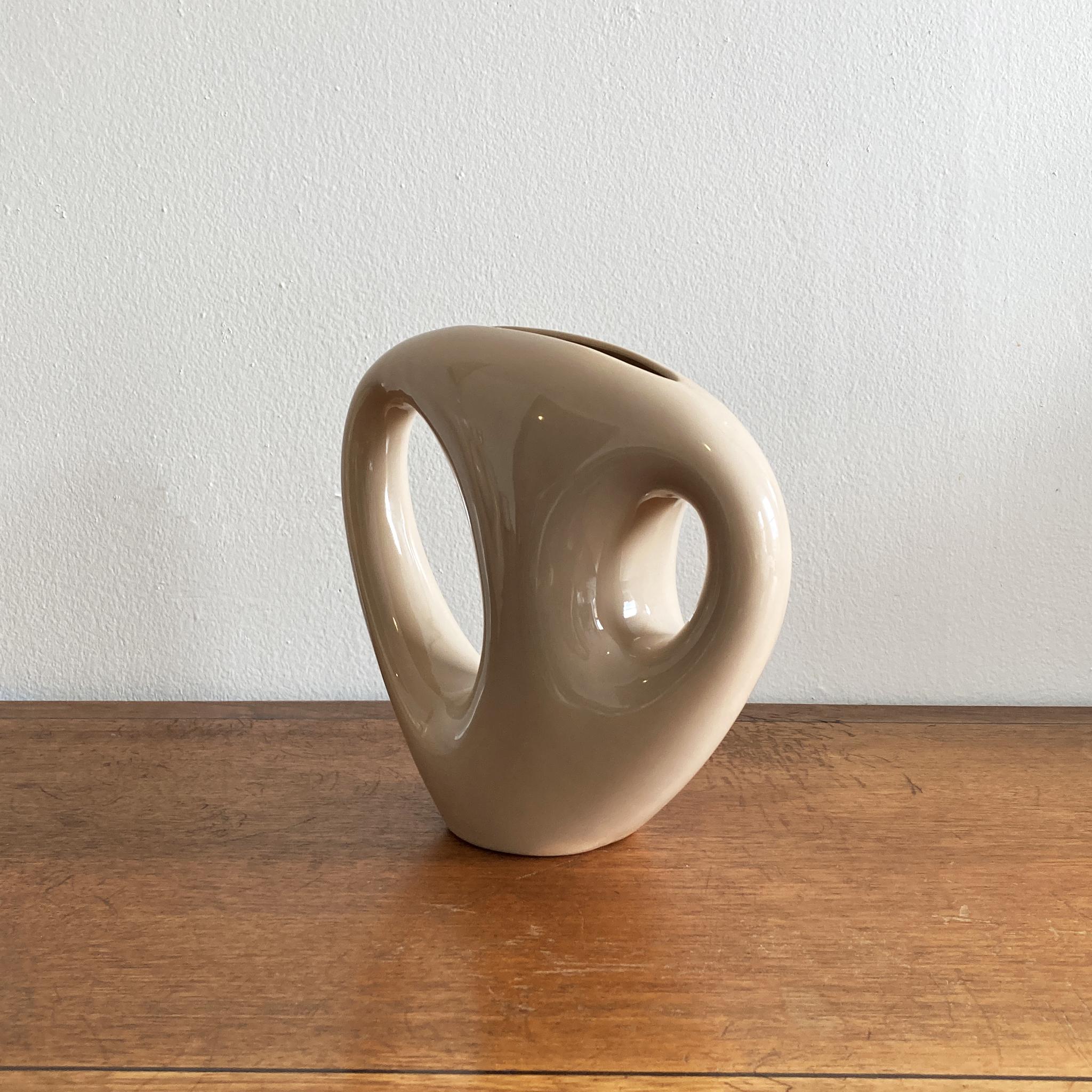 Post-Modern Royal Haeger Beige Ecru Rounded Abstract Vase