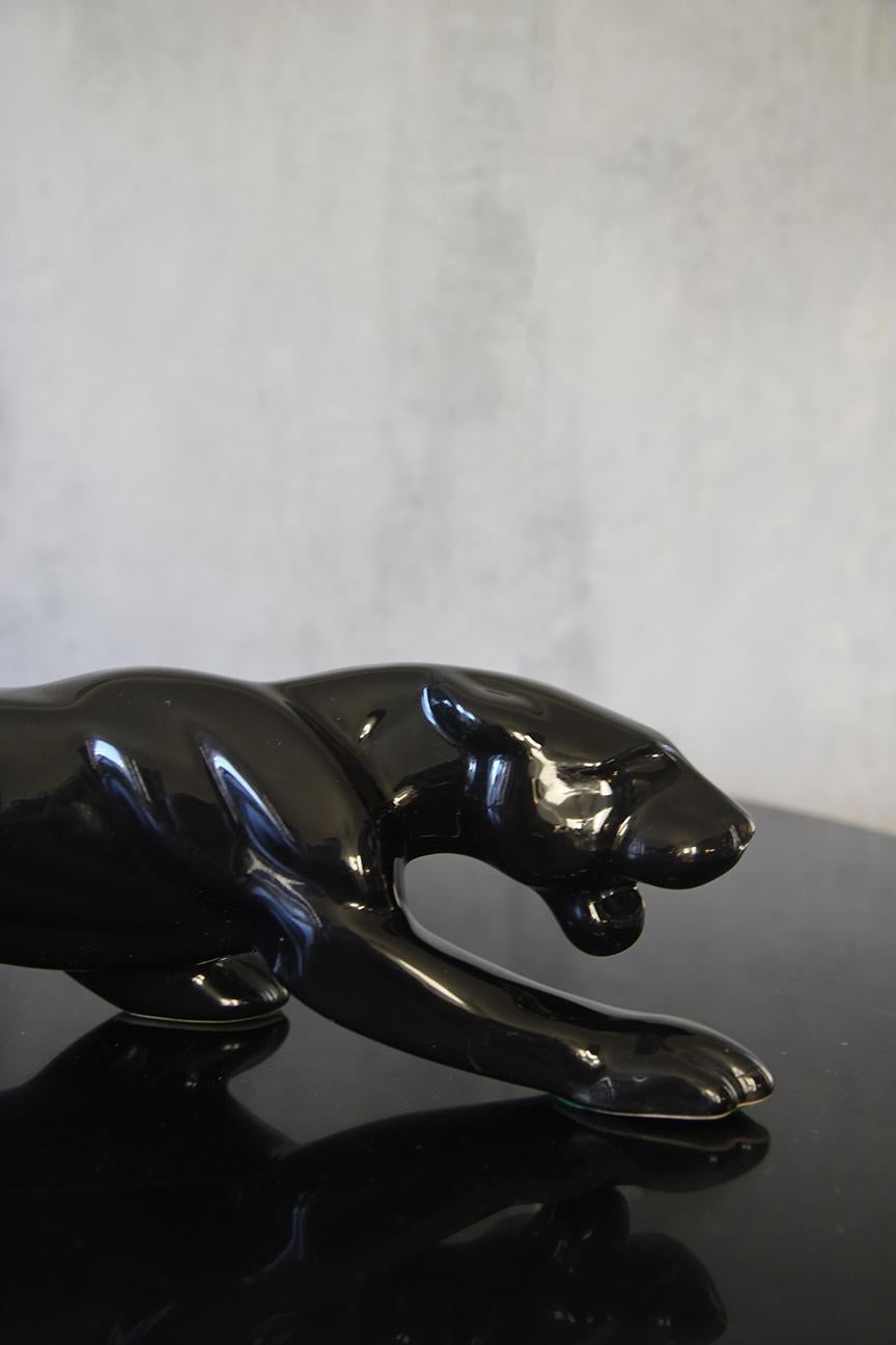 Sculpture de panthère noire en céramique Royal Haeger en vente 2