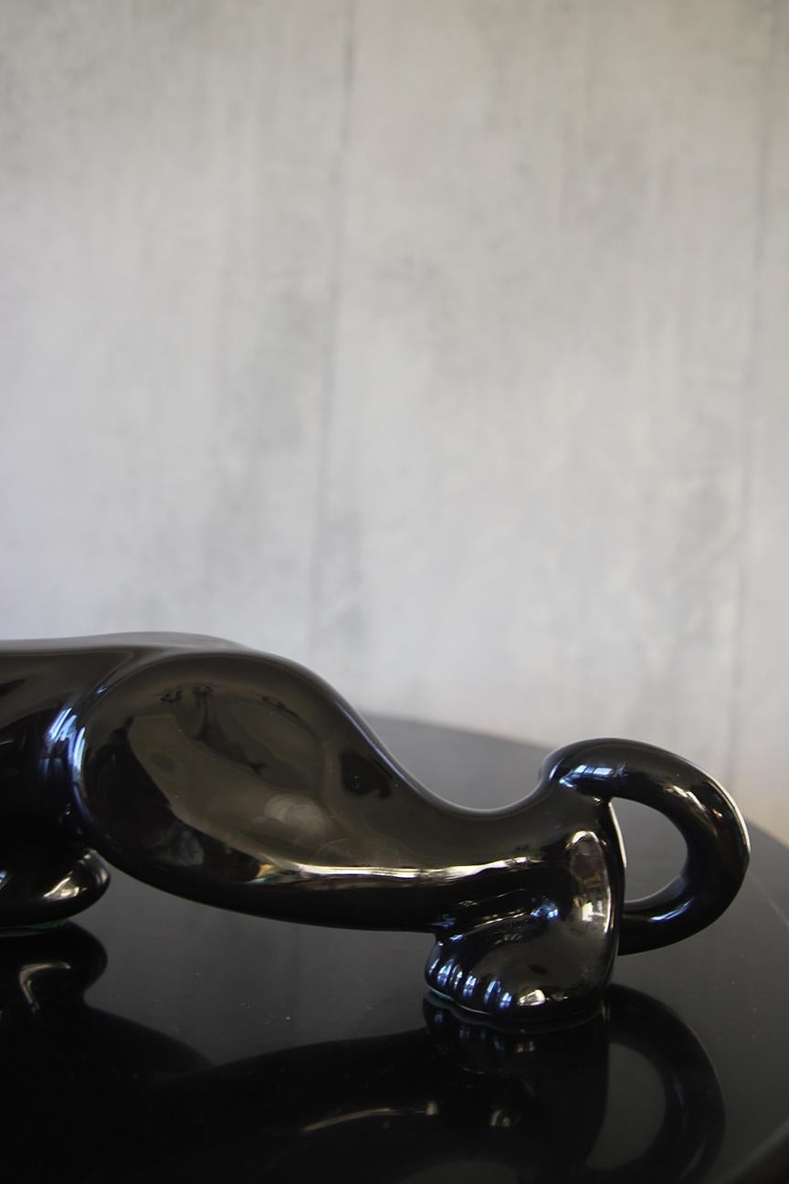 Mid-Century Modern Royal Haeger Ceramic Black Panther Sculpture For Sale