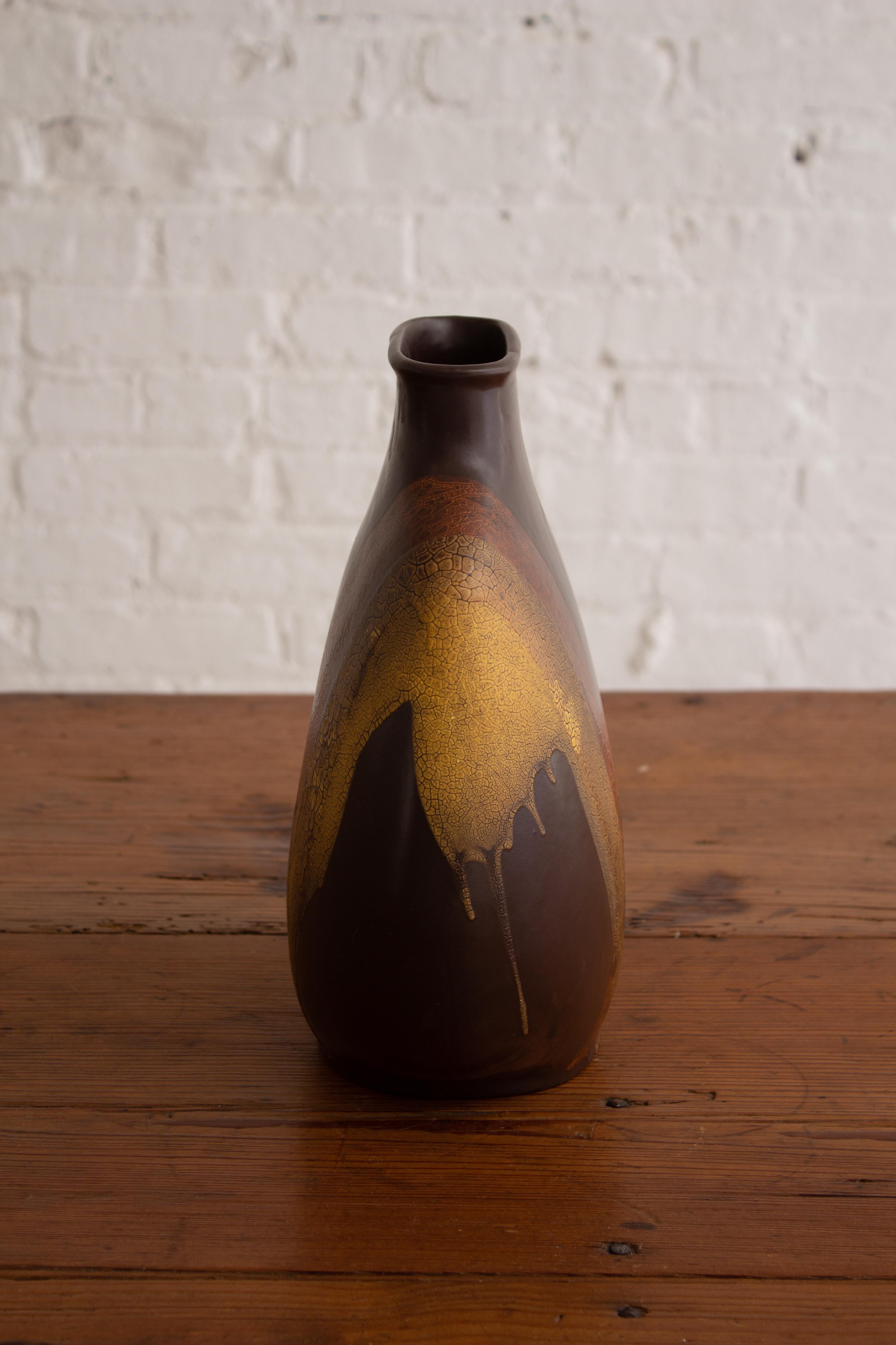 Américain Vase en forme de flasque Royal Haeger Earth Wrap en vente