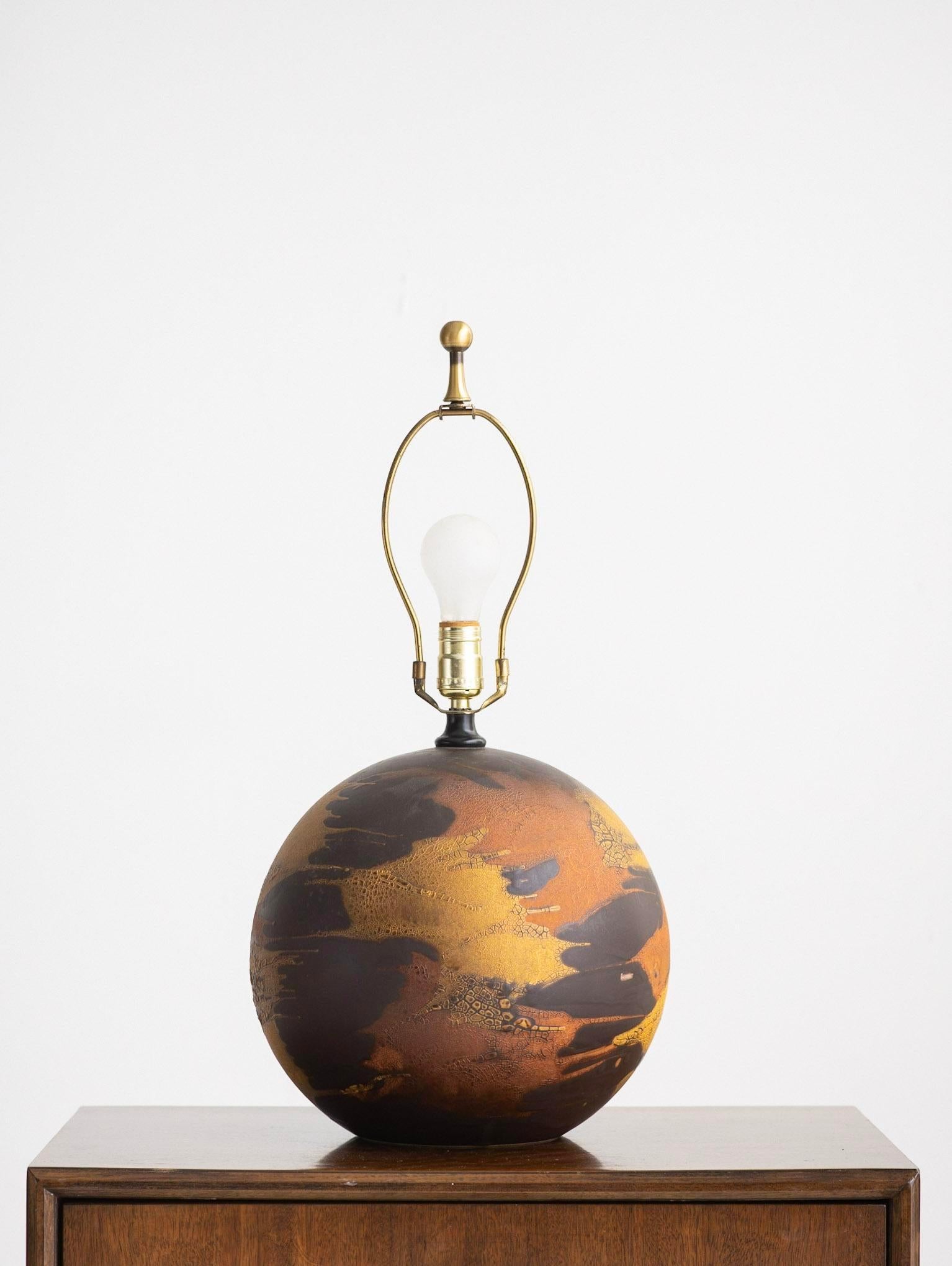 Royal Haeger globe table lamp from the 