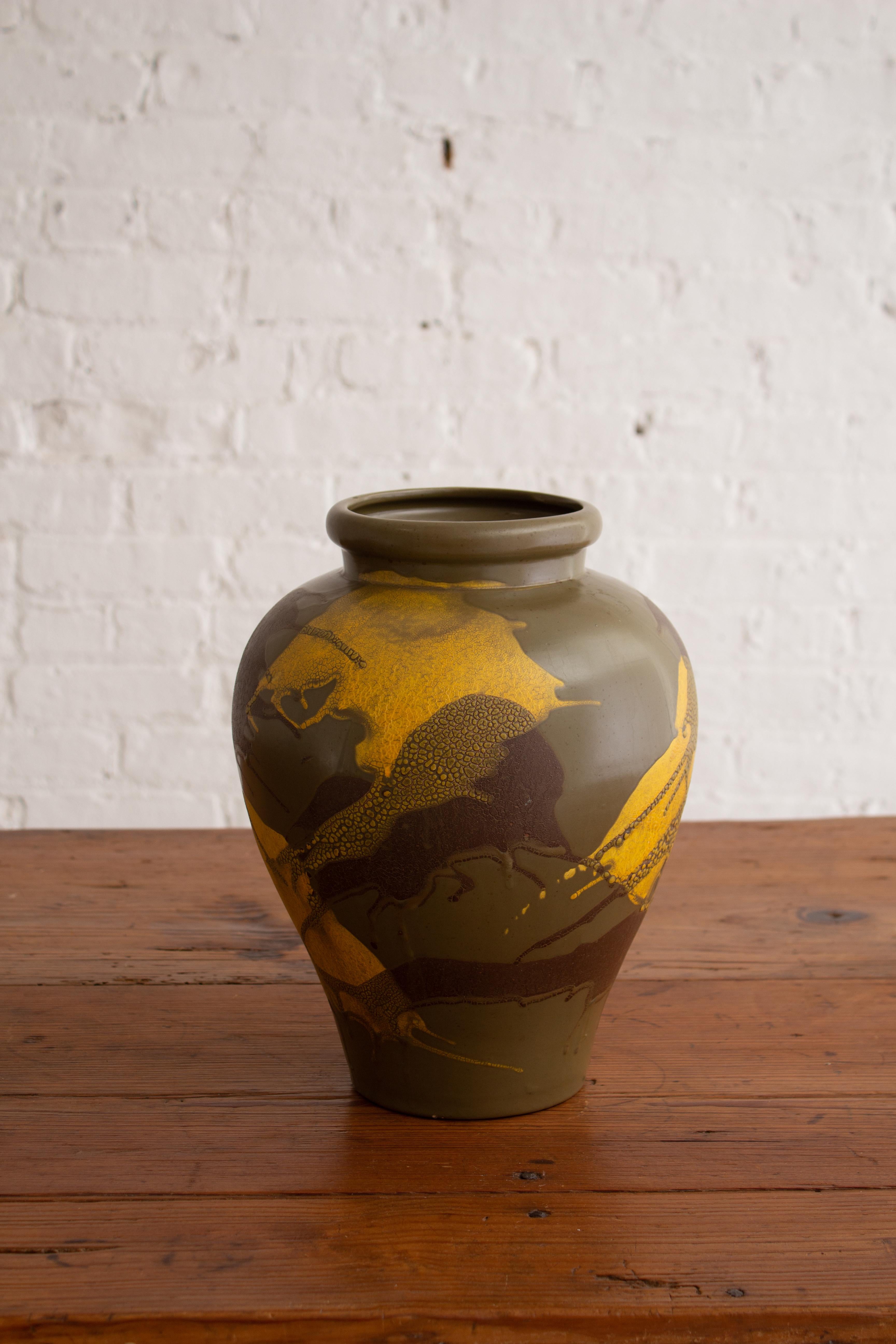 Vase en forme d'urne de Royal Haeger de la série 